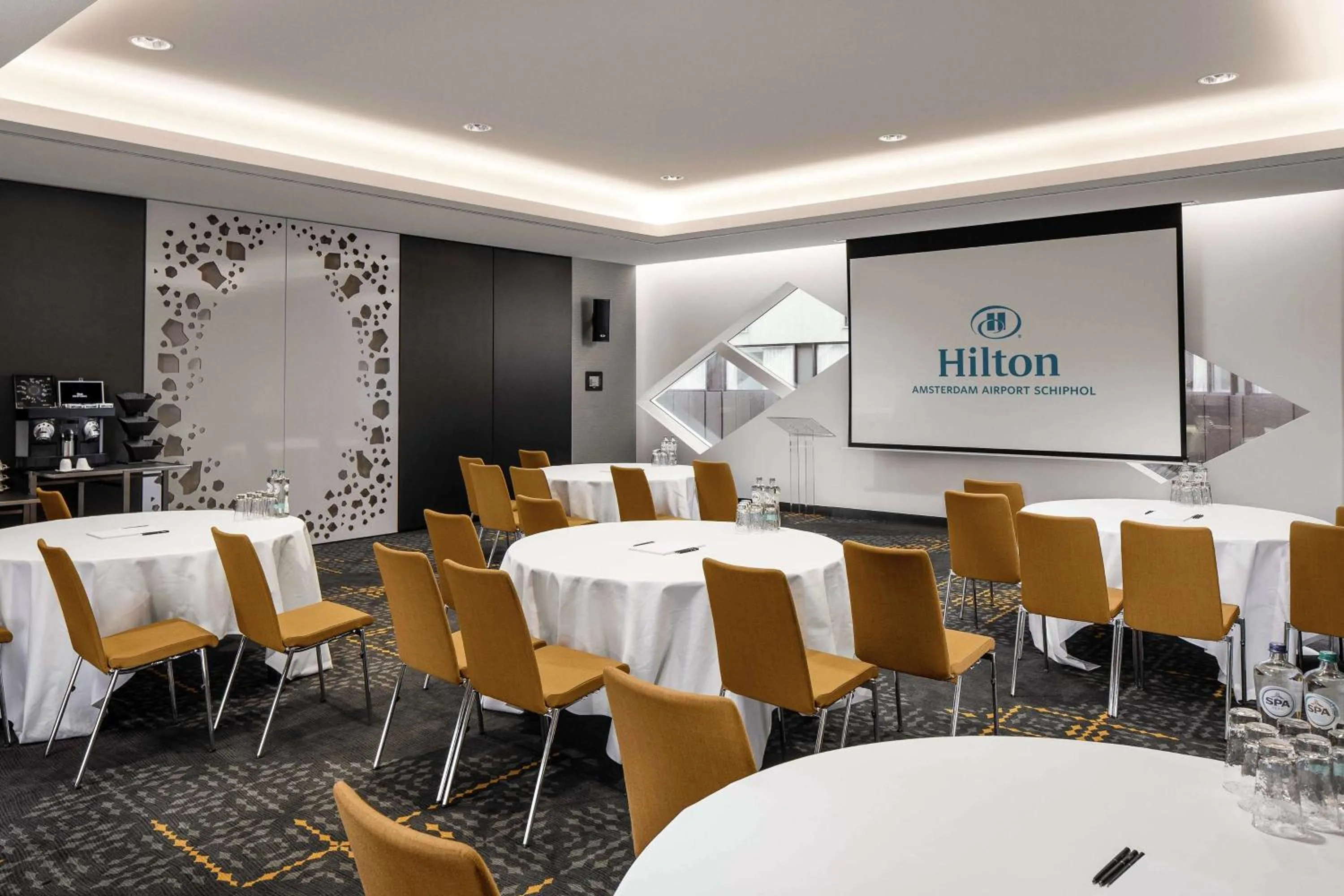 Meeting/conference room in Hilton Amsterdam Airport Schiphol
