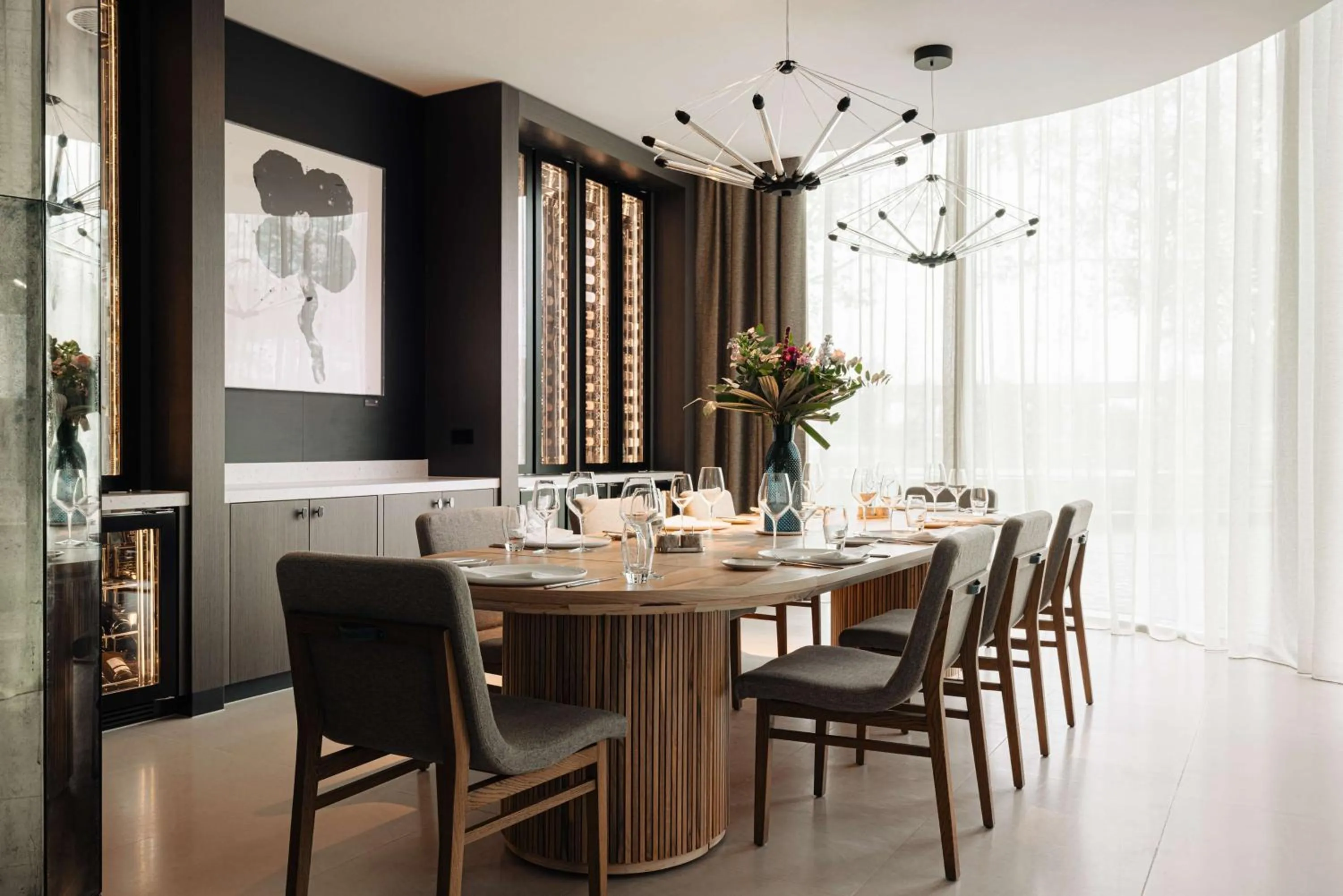 Restaurant/places to eat in Hilton Amsterdam Airport Schiphol