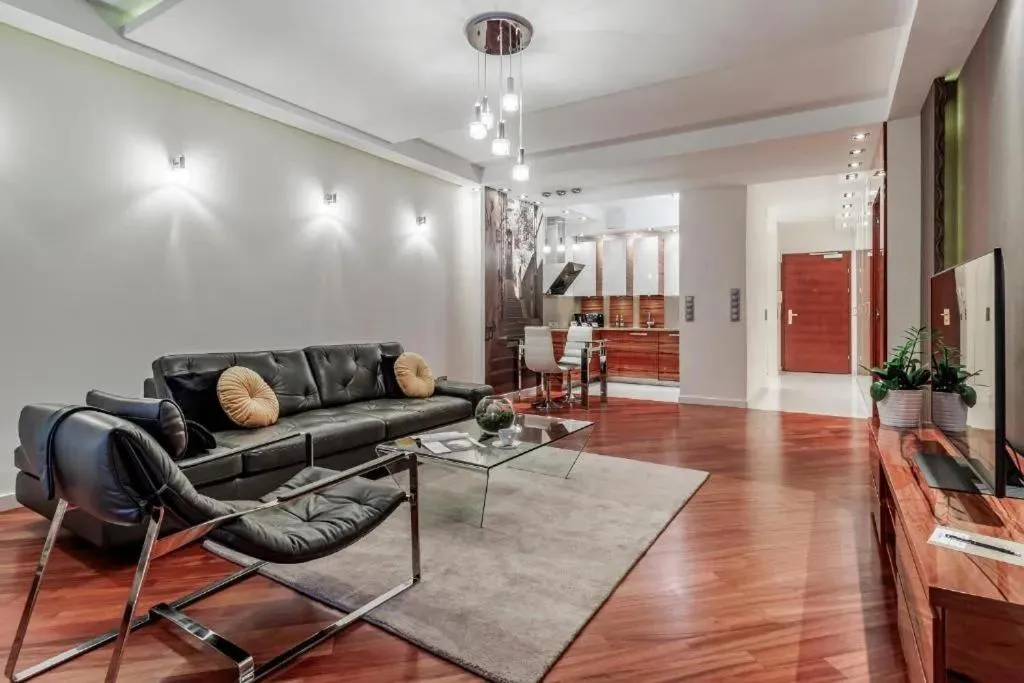 TV and multimedia in inQse Warsaw Centre