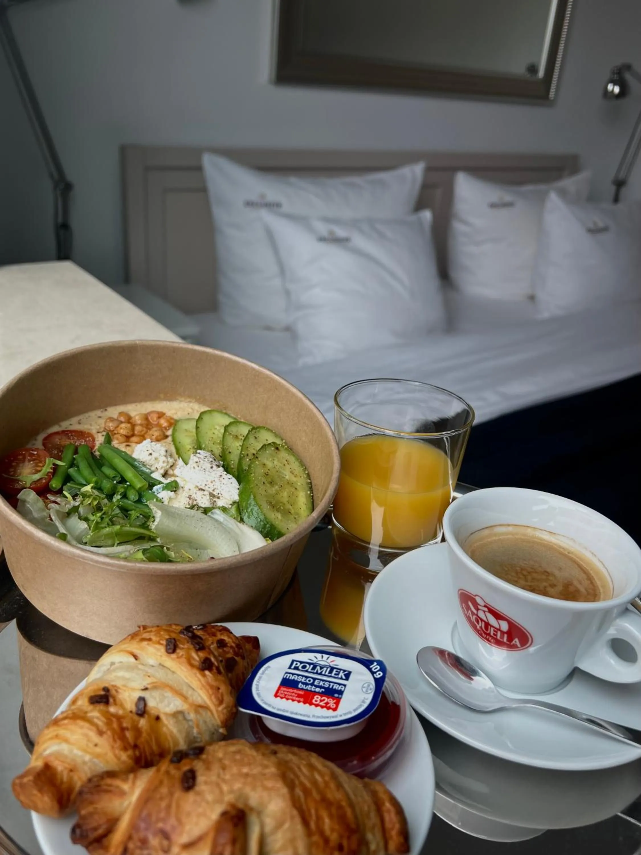 Food and drinks, Bed in inQse Warsaw Centre