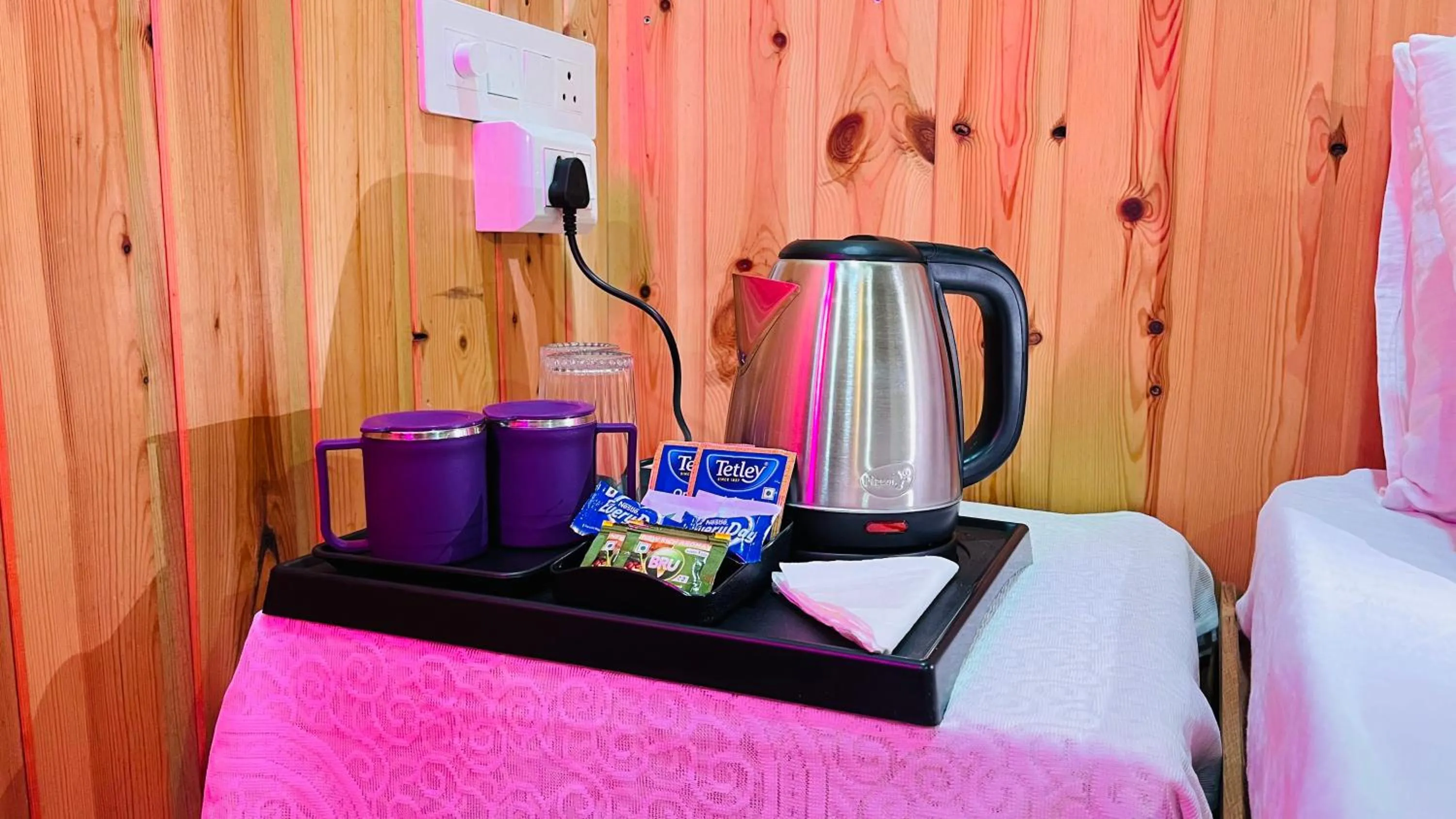 Coffee/tea facilities, Bed in YUGANNKURR farmhouse