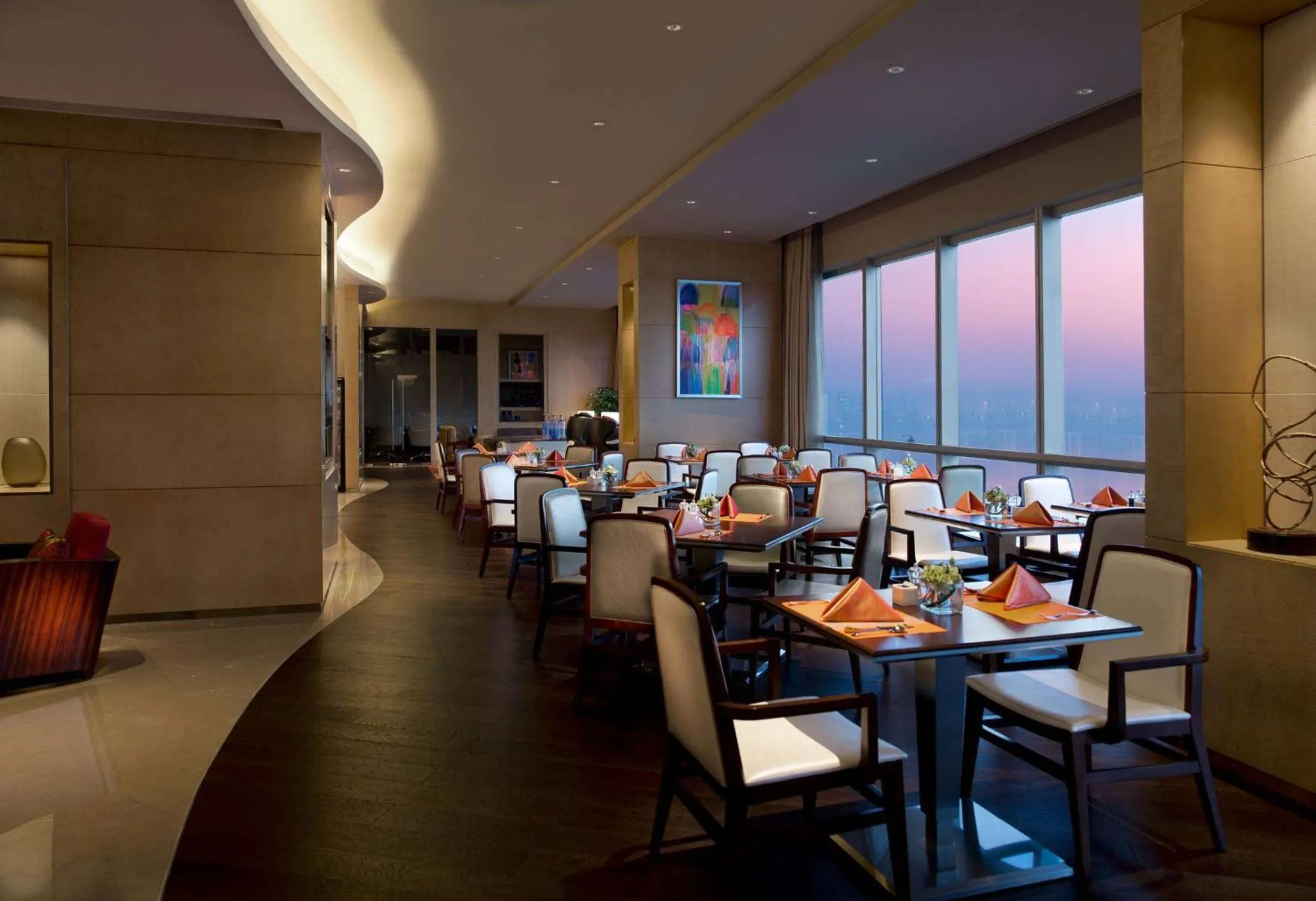 Lounge or bar in DoubleTree by Hilton Hotel Xiamen - Wuyuan Bay