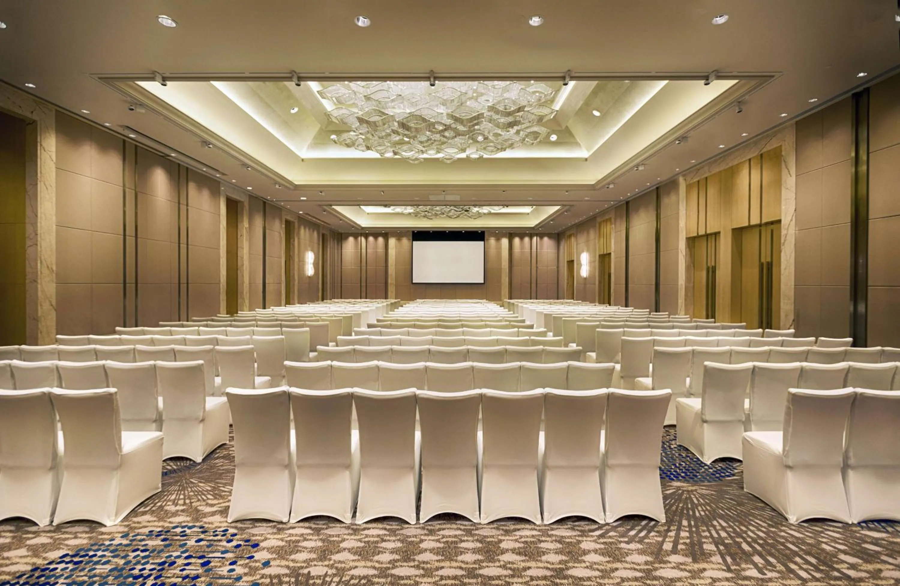 Meeting/conference room in DoubleTree by Hilton Hotel Xiamen - Wuyuan Bay