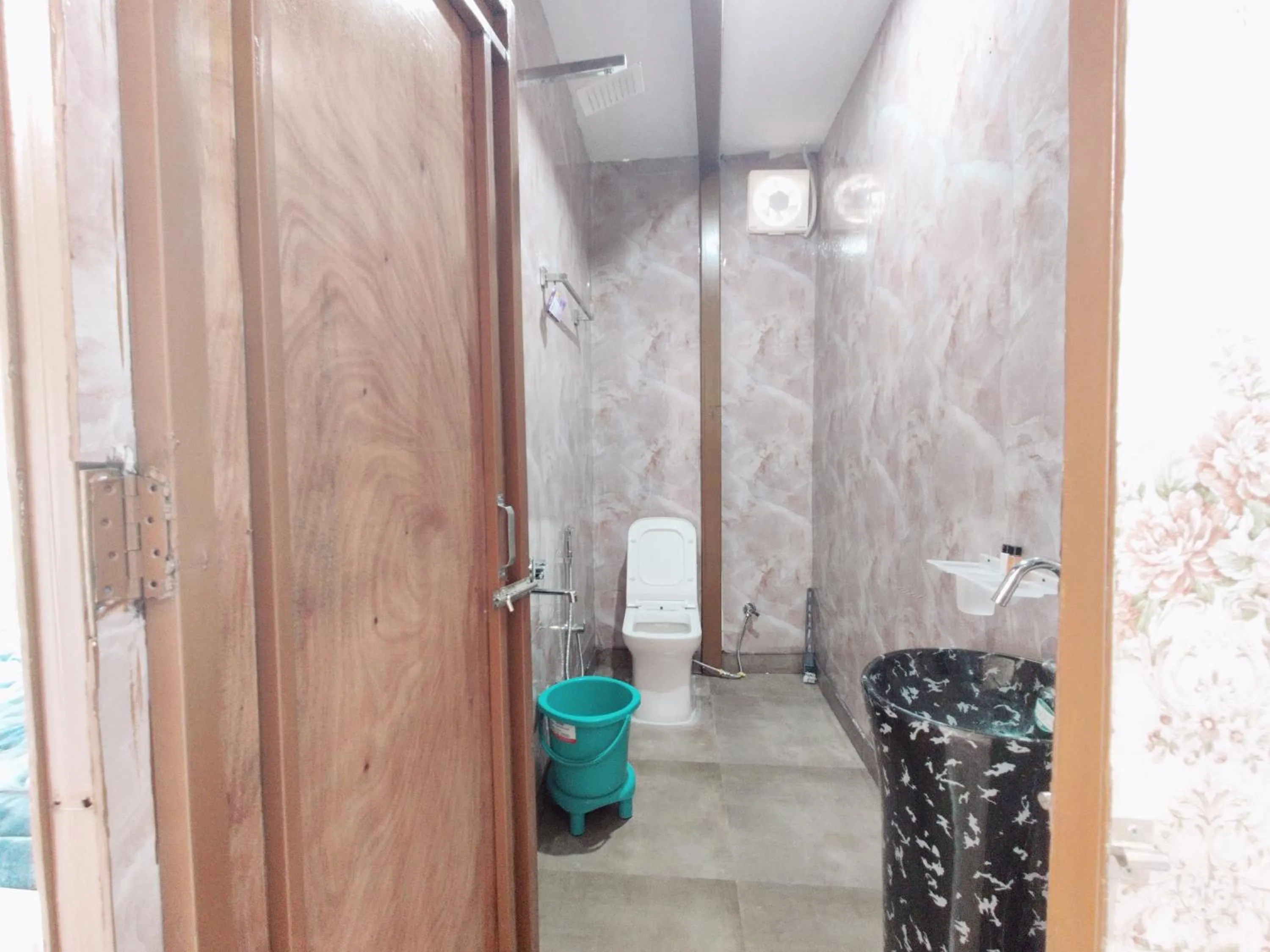 Bathroom in The Rare Ones, Bhalugaad Resort and game Zone