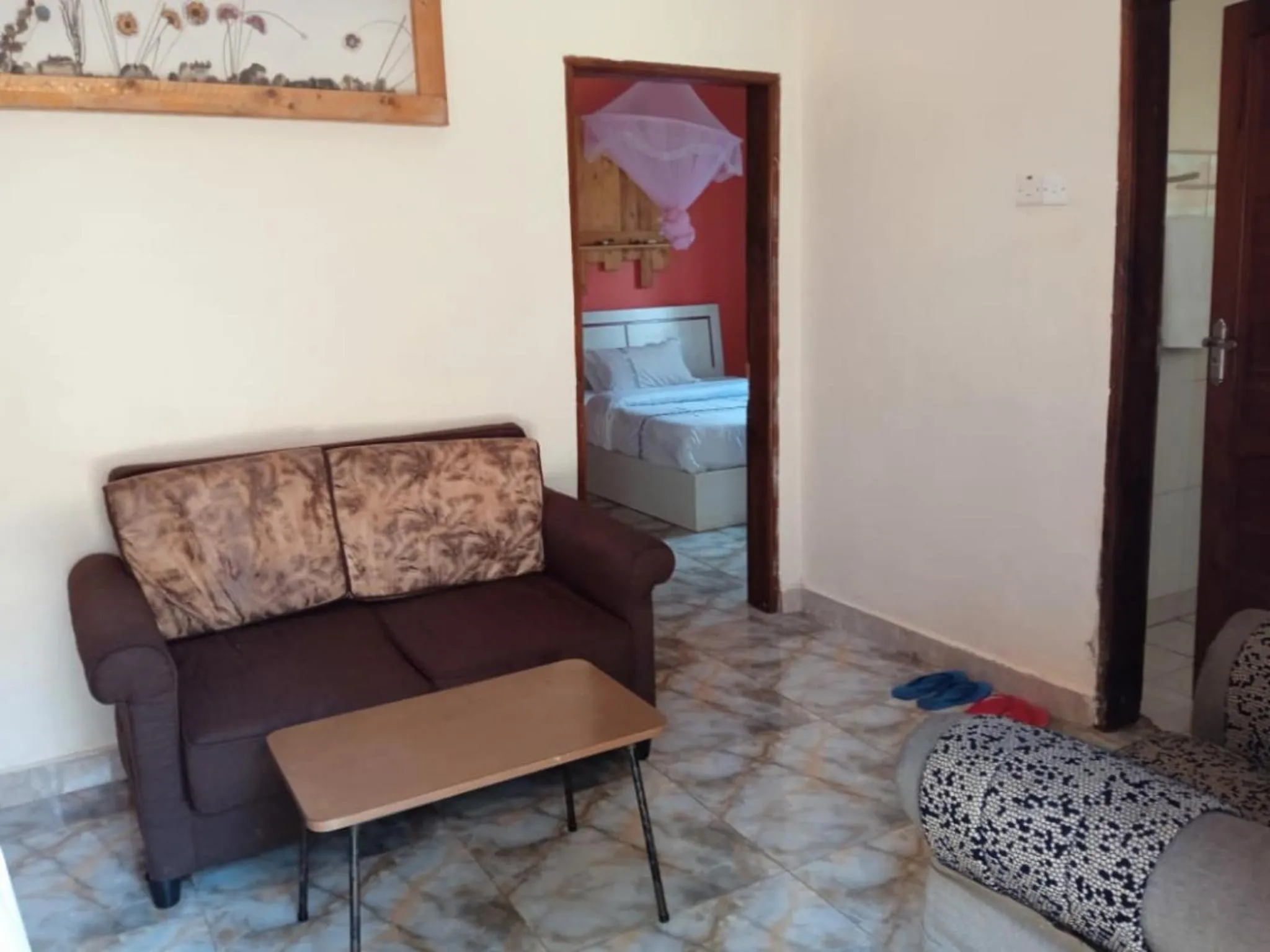 Bed in Gorilla African Guest House