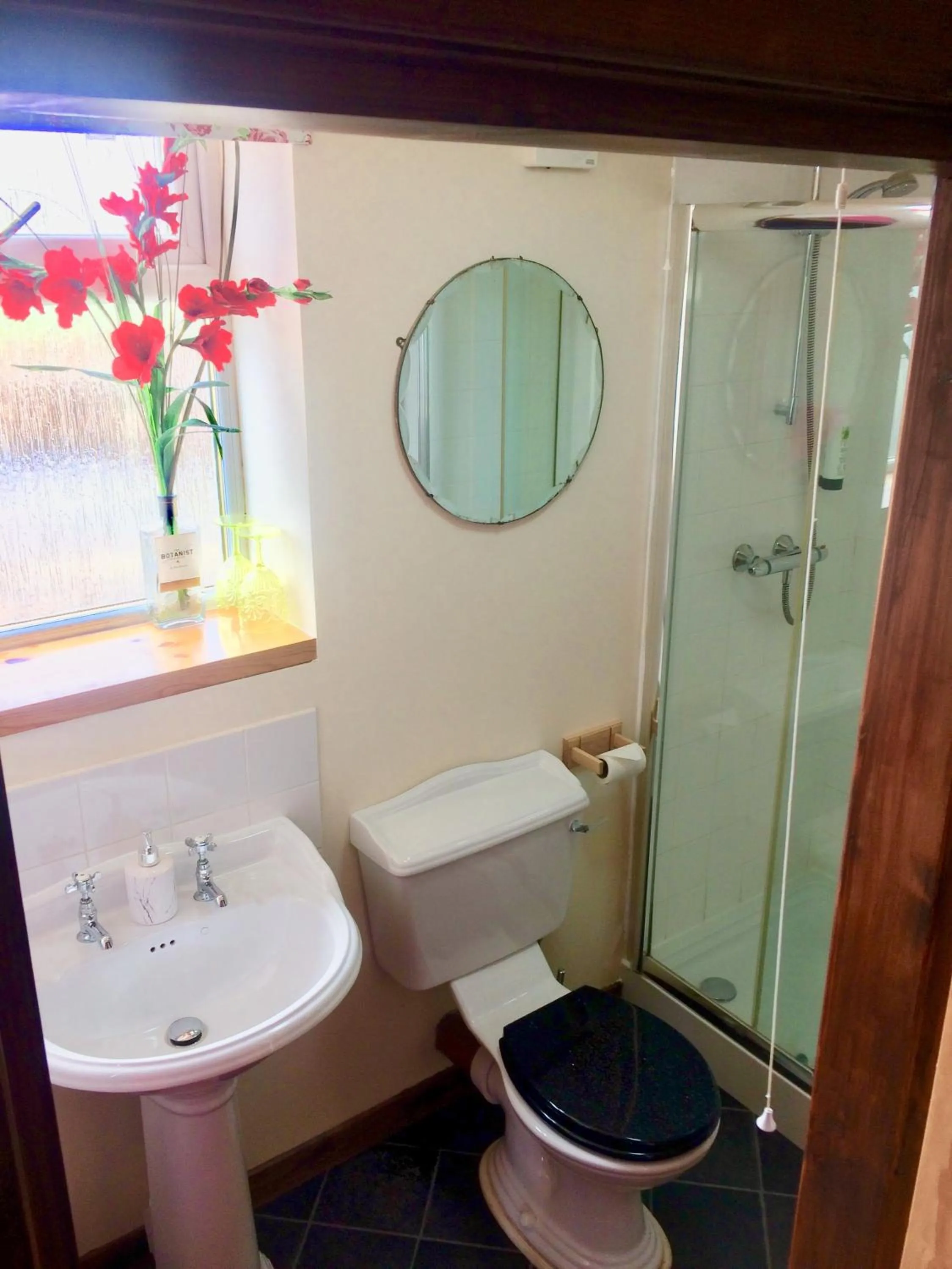 Bathroom in Burnside Lodge