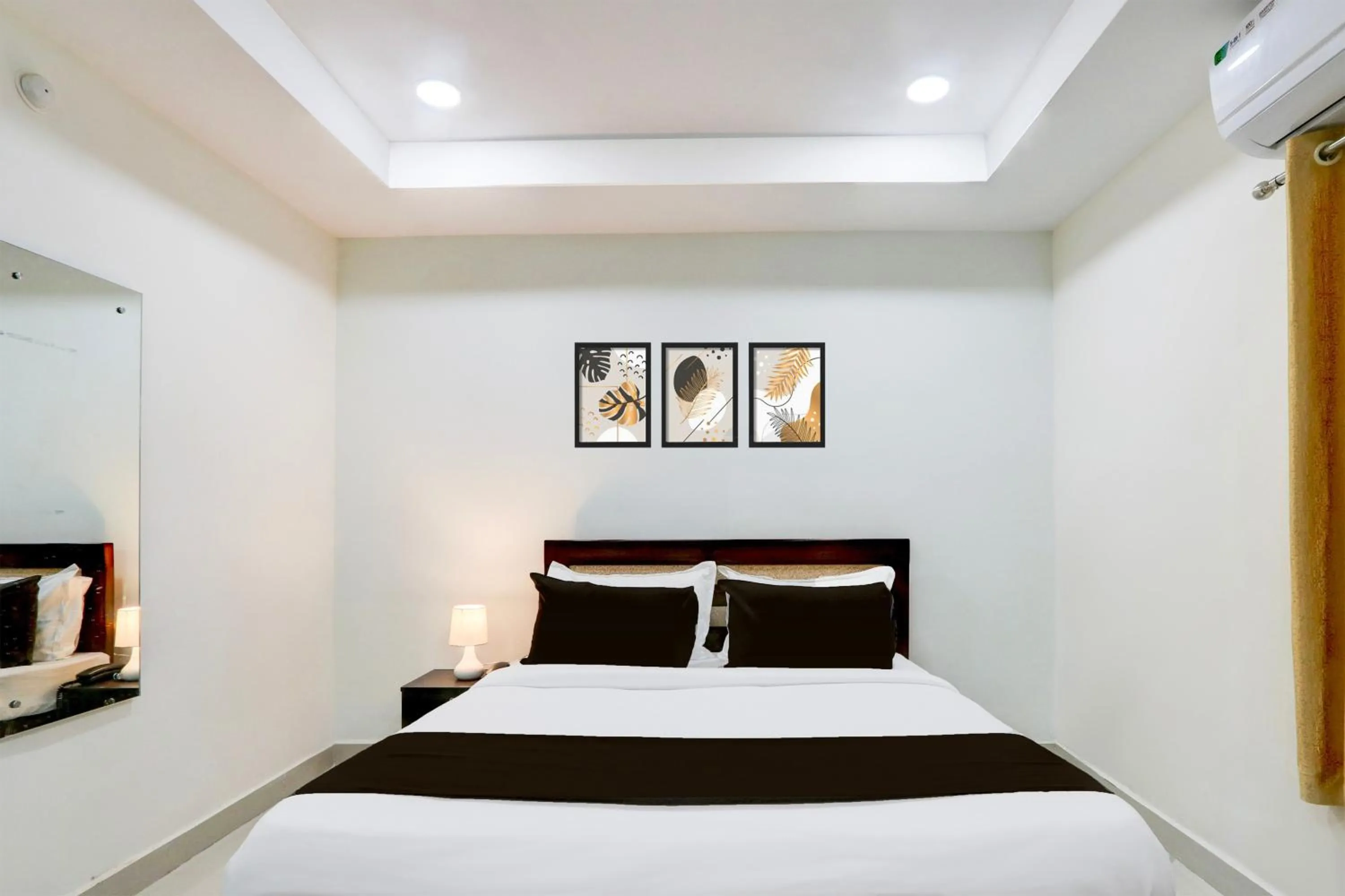 Bedroom, Bed in Super Collection O Madhapur Near Cyber Tower