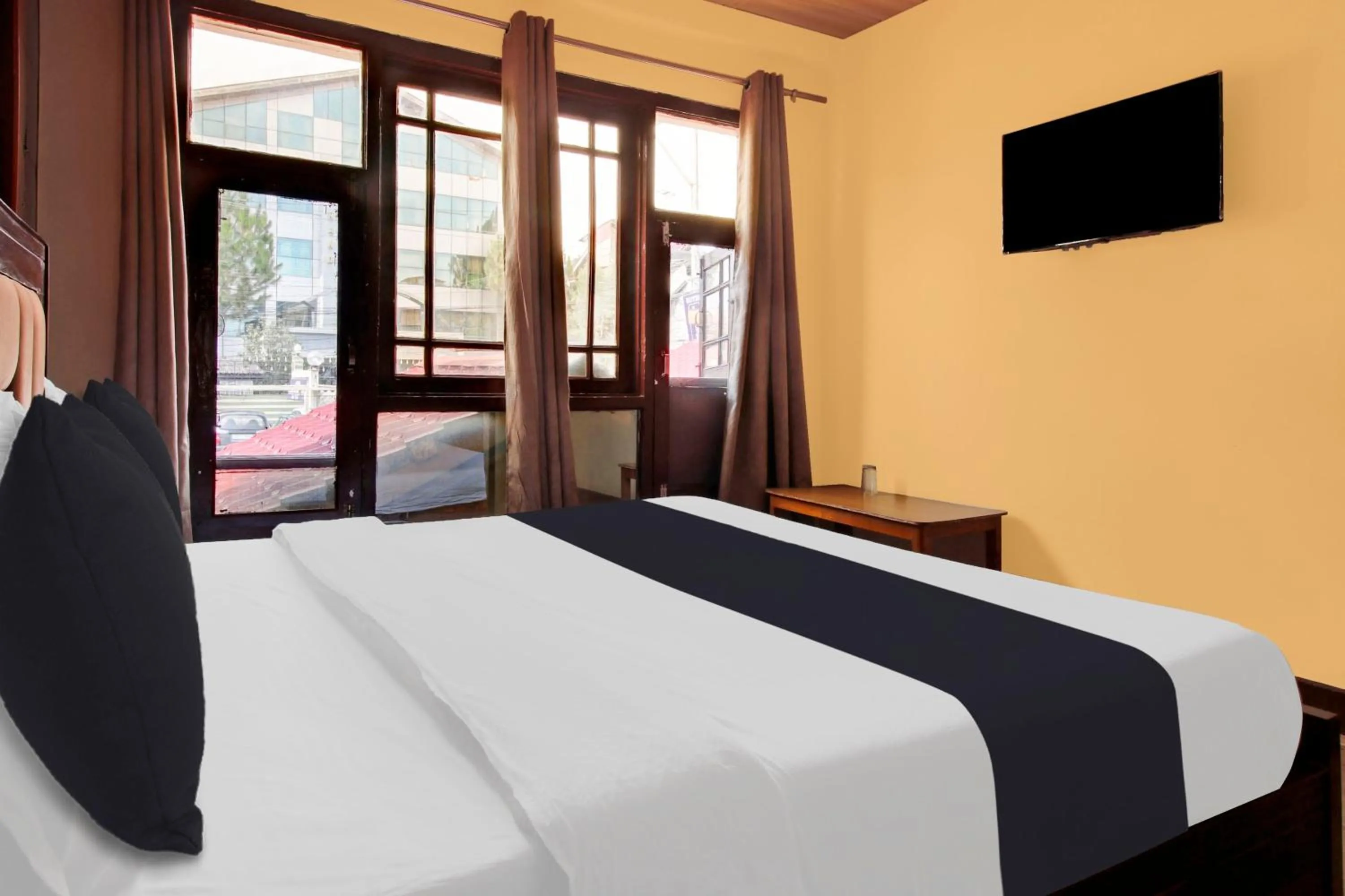 Bedroom, Bed in Super Collection O Rajbagh formerly Lavender