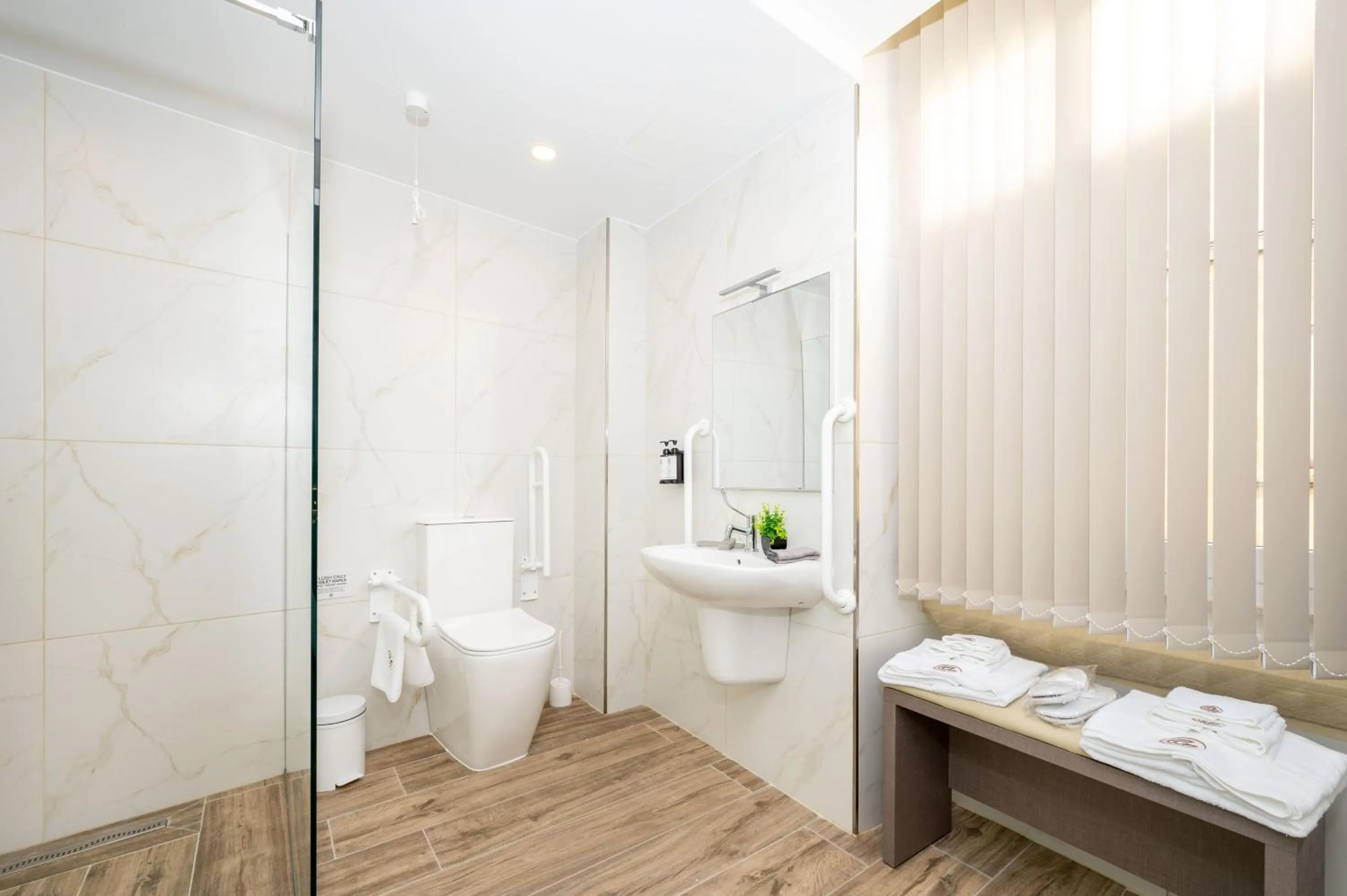 Bathroom in C4 Retreats Gozo