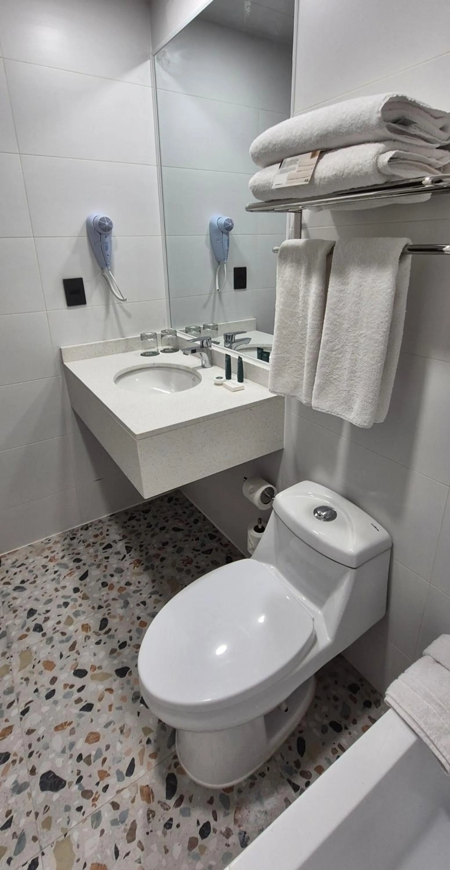 Bathroom in Hotel Diego de Almagro La Serena Express