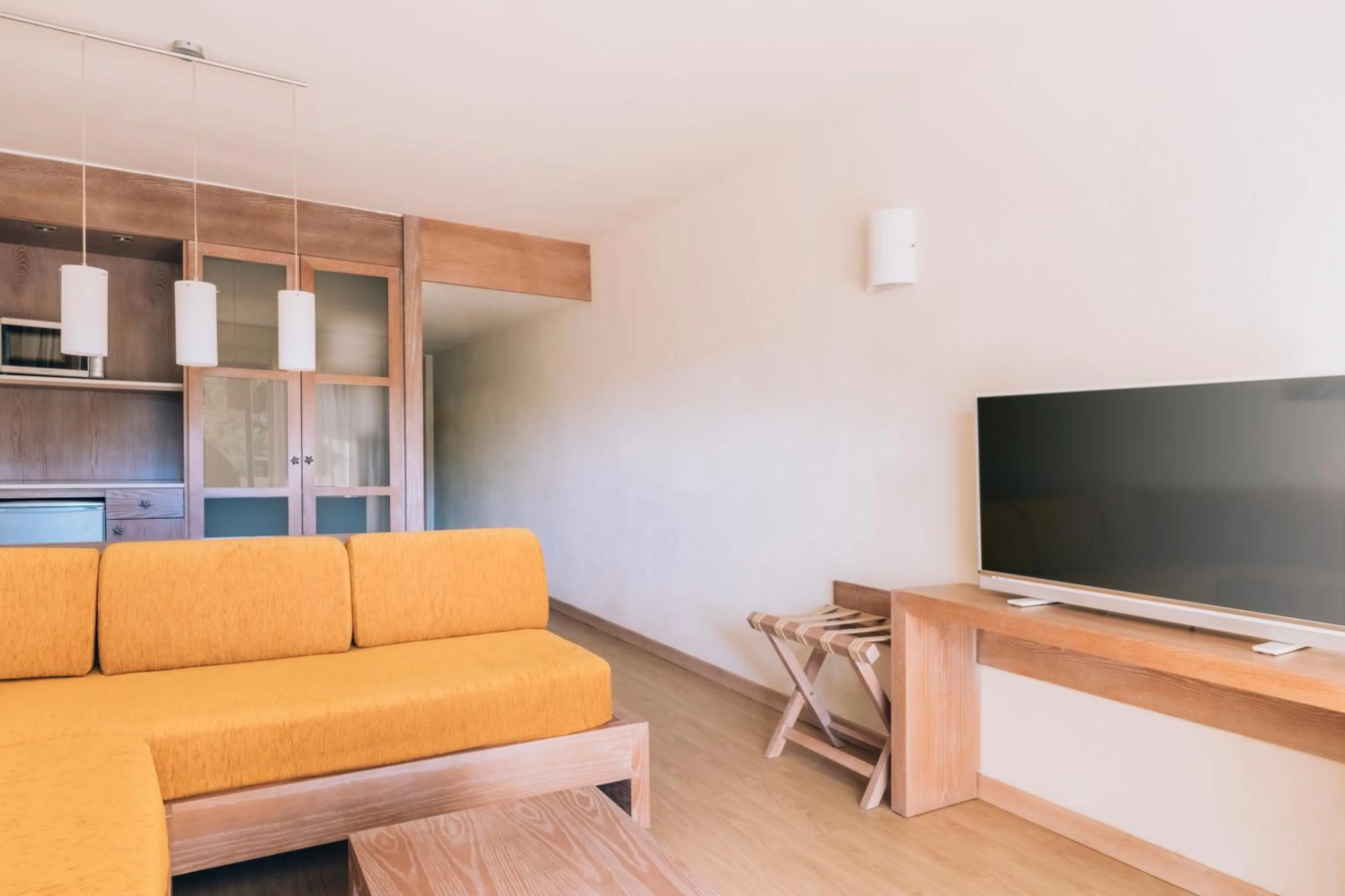 Living room in Iberostar Waves Pinos Park