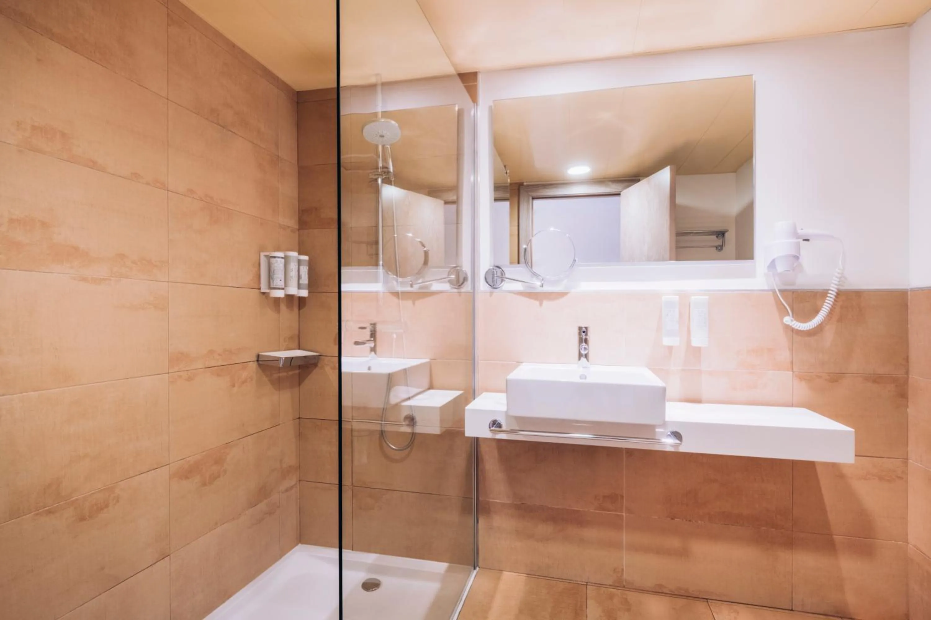 Toilet in Iberostar Waves Pinos Park