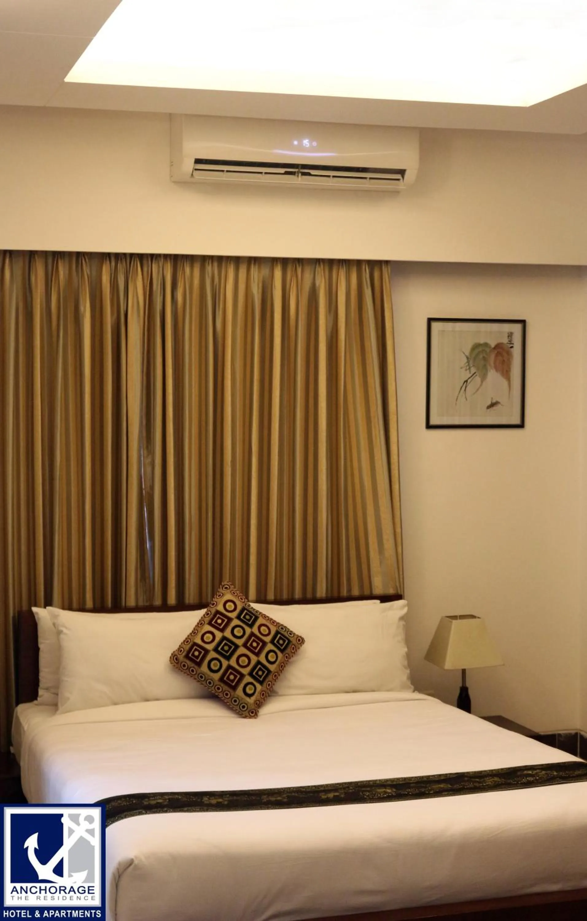 Bed in Anchorage The Residence