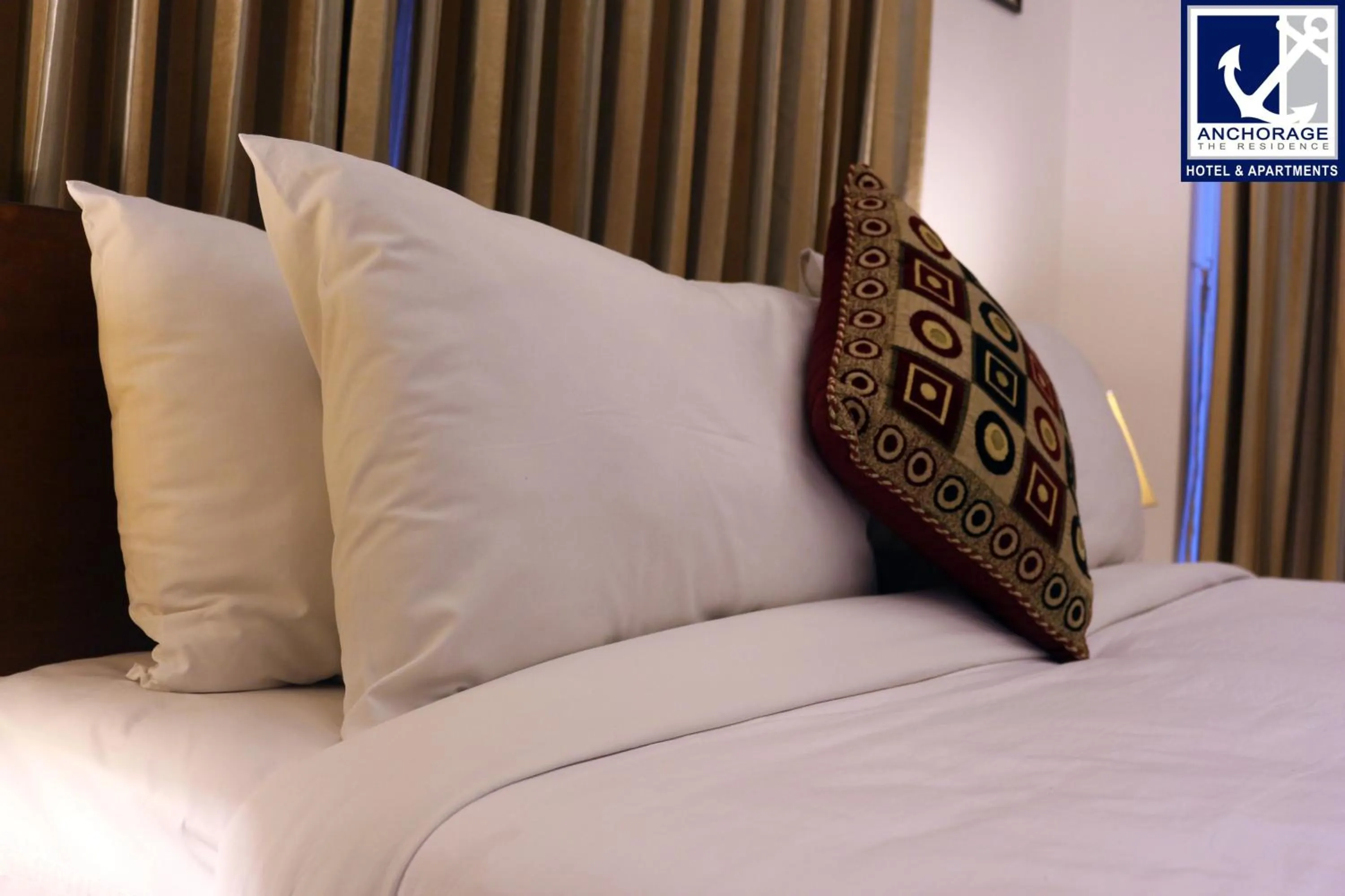 Bed in Anchorage The Residence