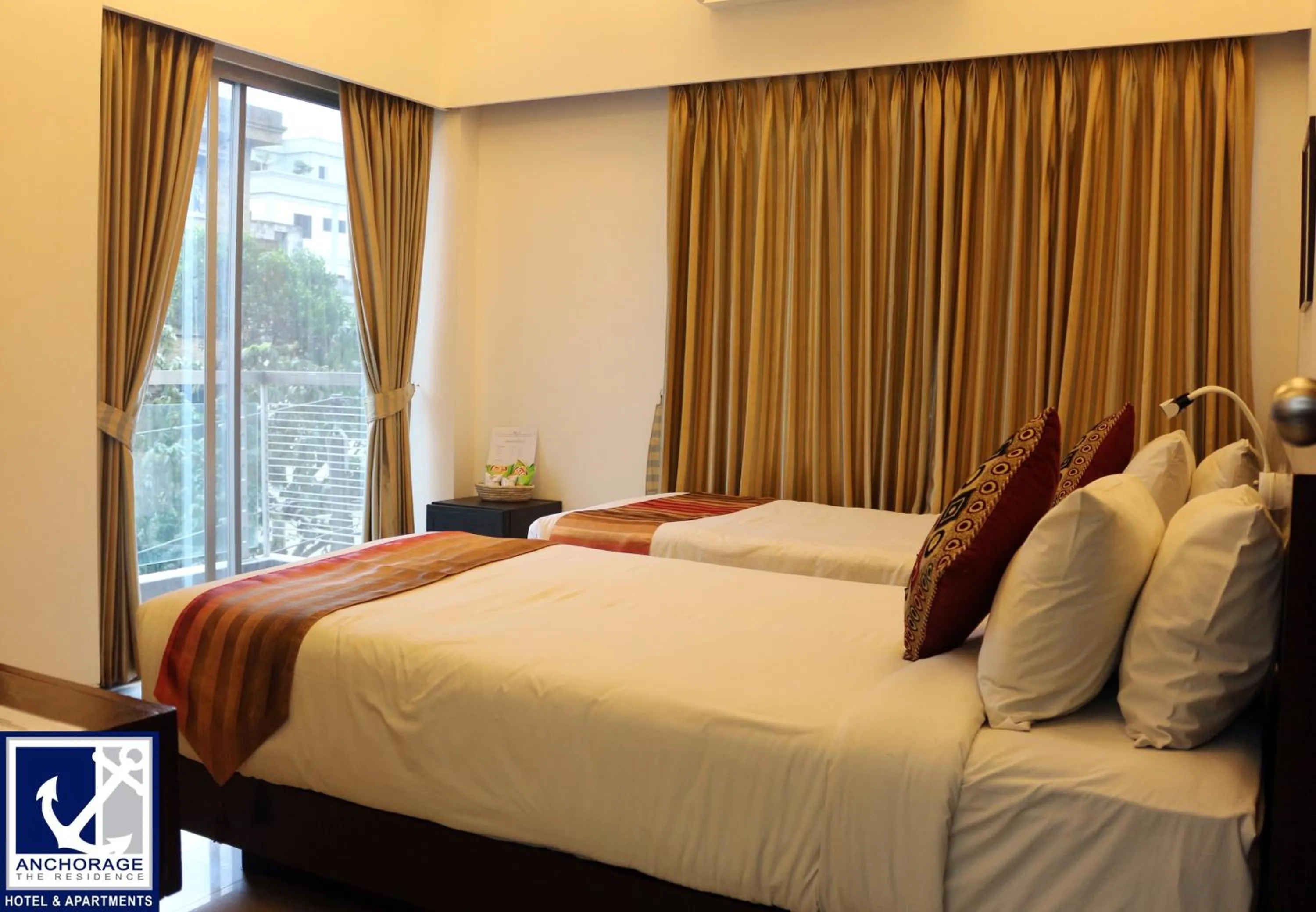 Bed in Anchorage The Residence