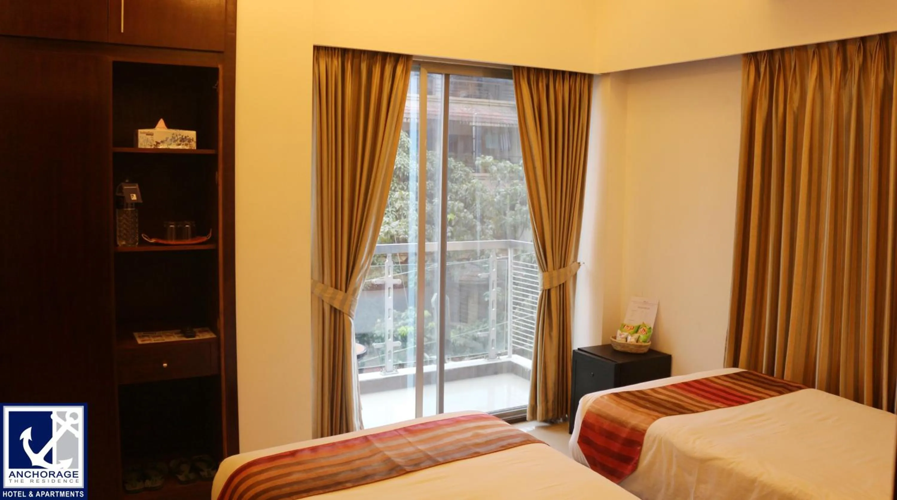 Bed in Anchorage The Residence