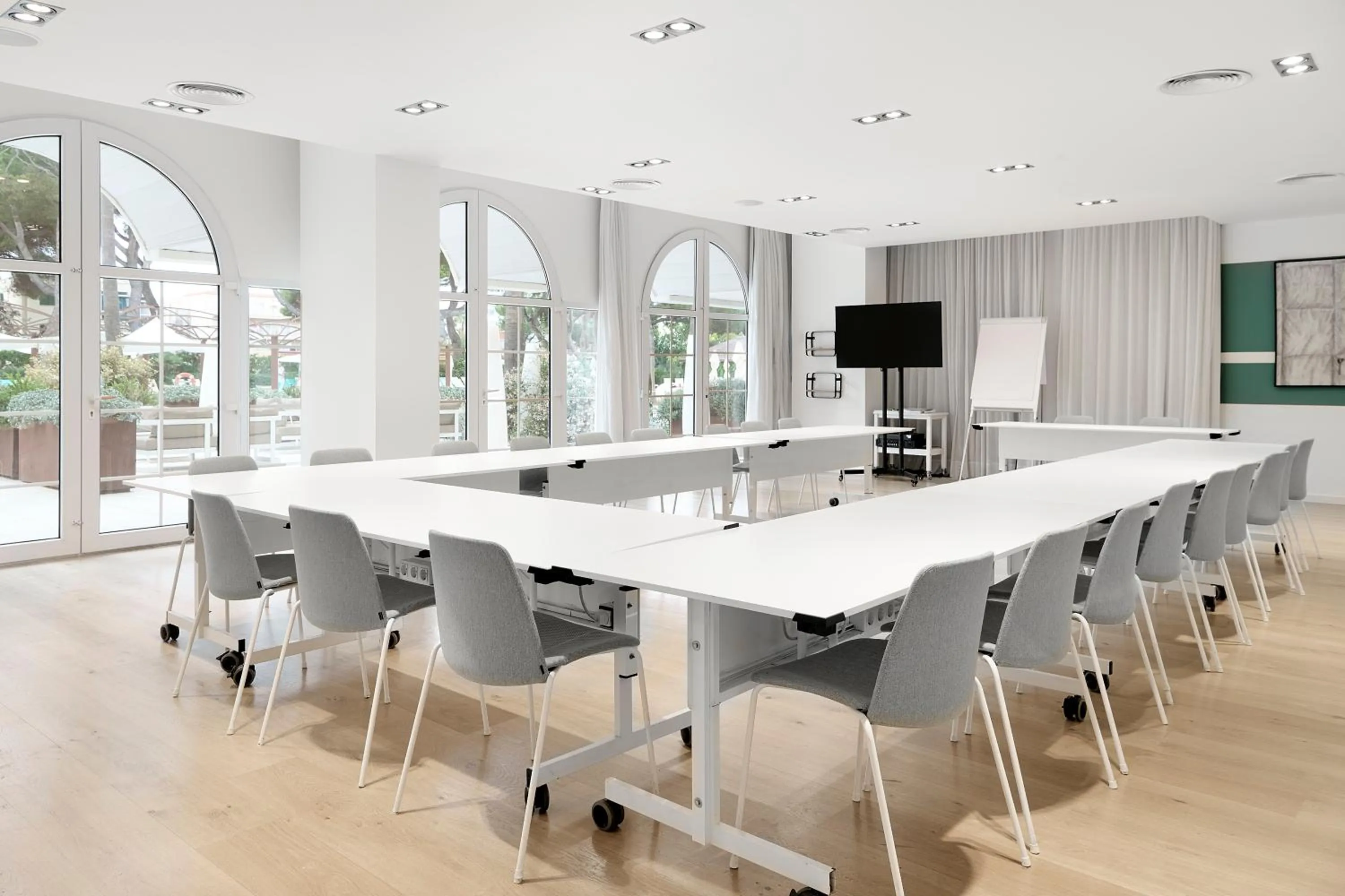 Meeting/conference room in Iberostar Waves Cristina