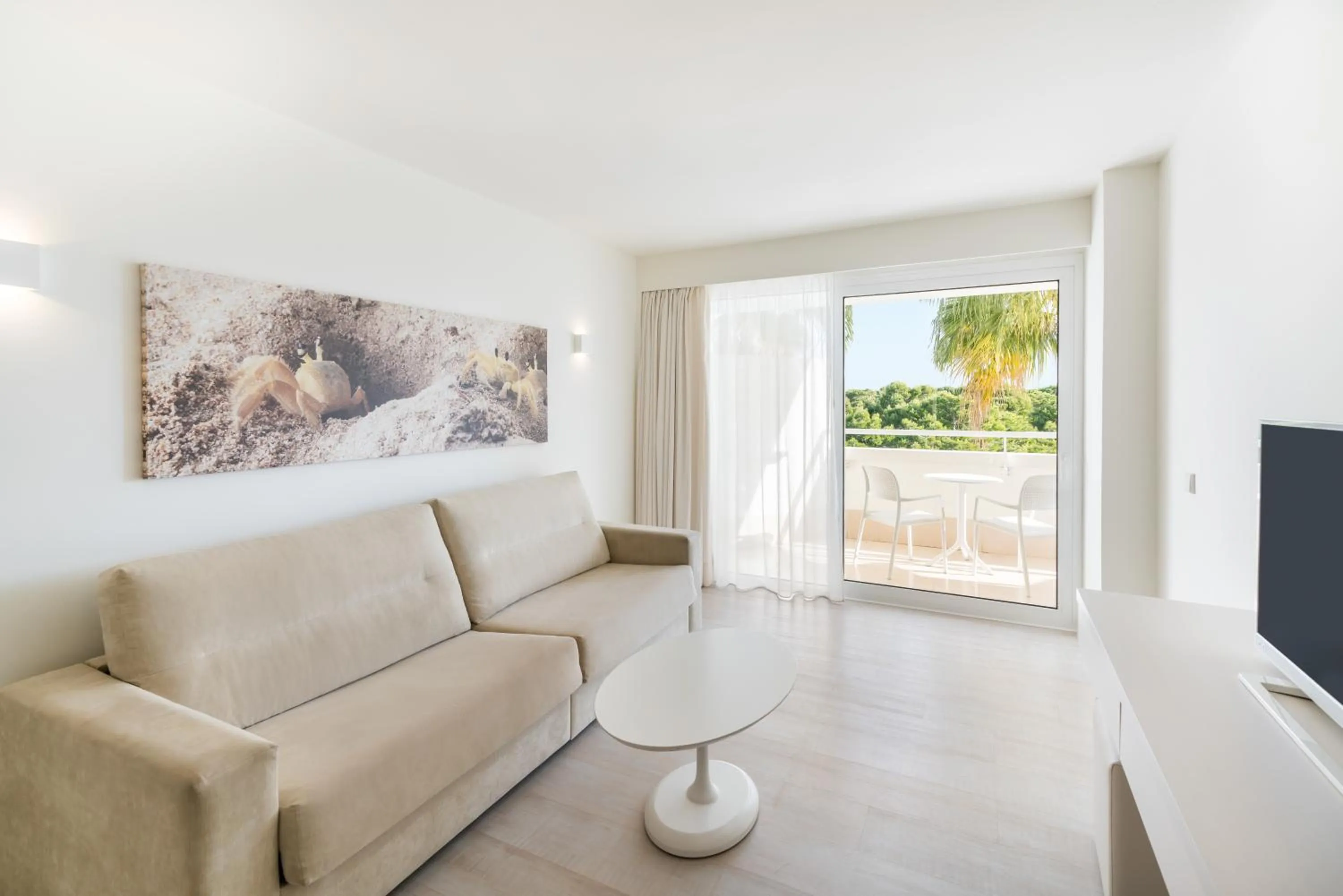 Living room in Iberostar Waves Cristina