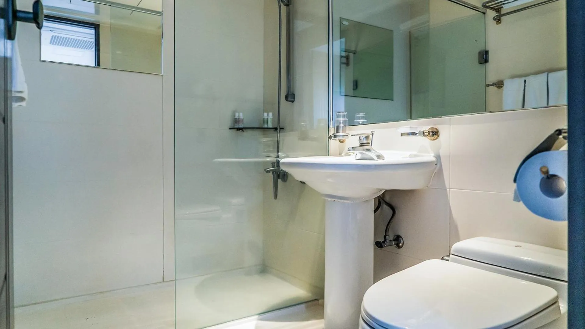 Toilet in Namhae Sports Park Hotel