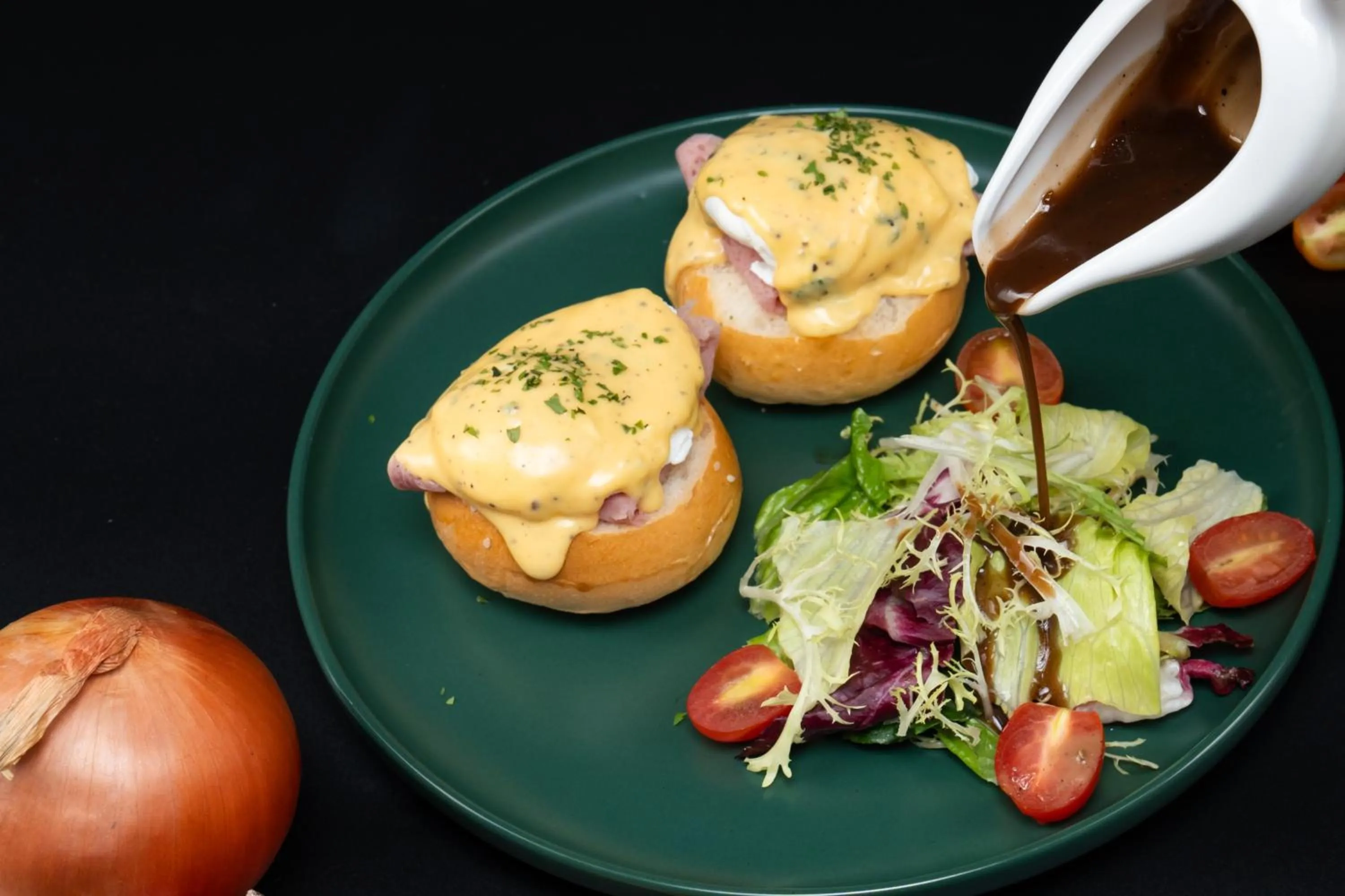 Food and drinks in Angkor Mansion & Residence