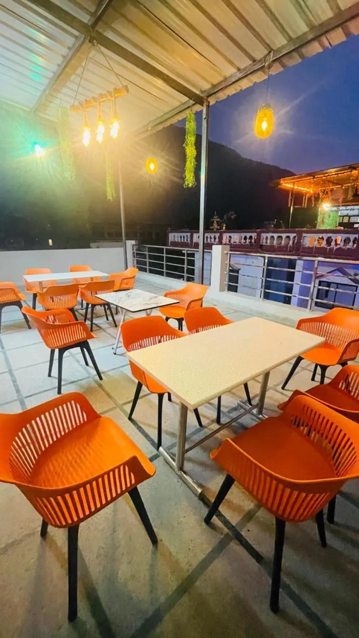 Restaurant/places to eat in The Gange Hill By Green Bird Hospitality