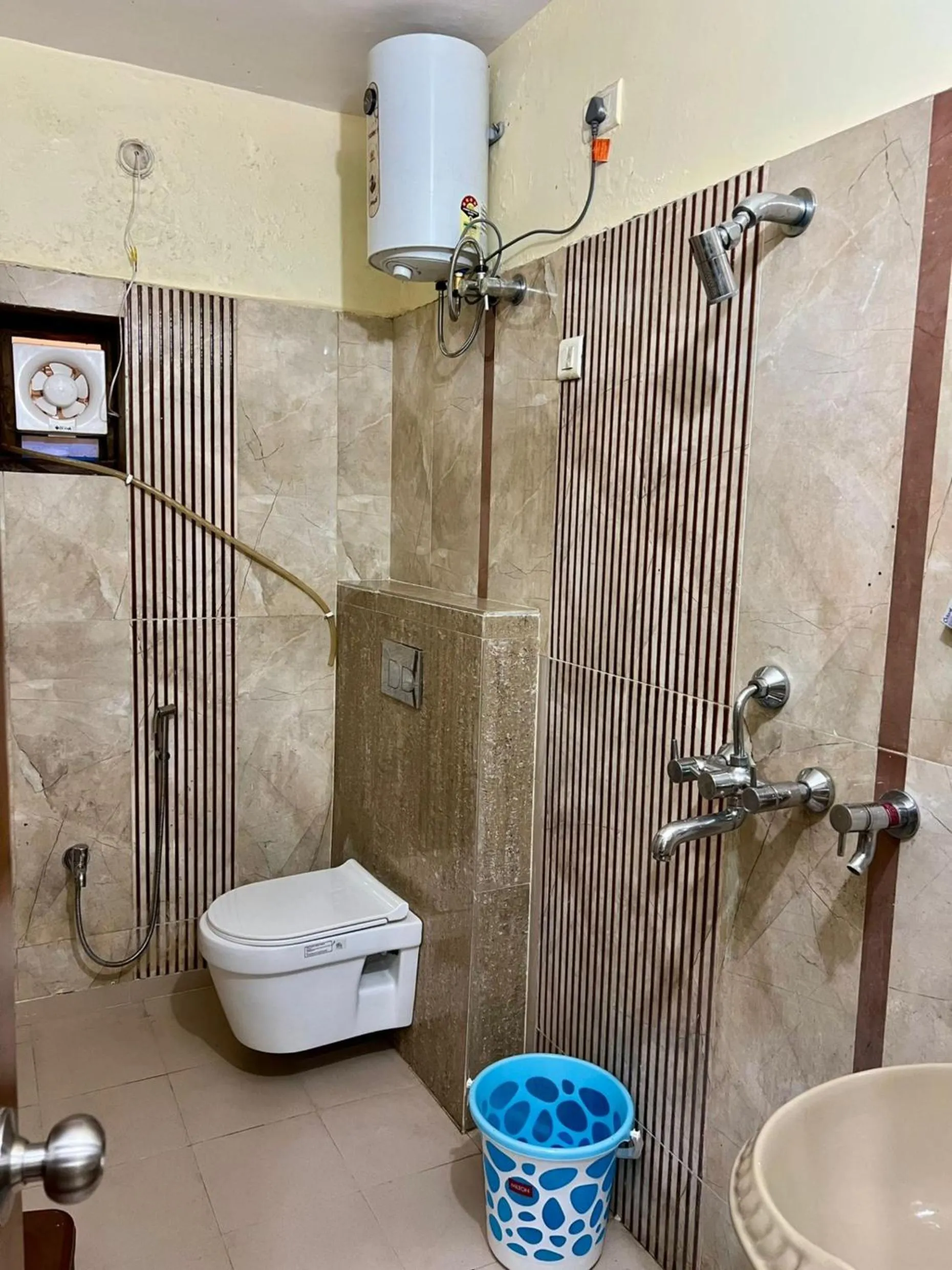Shower in Om Kashi Villa