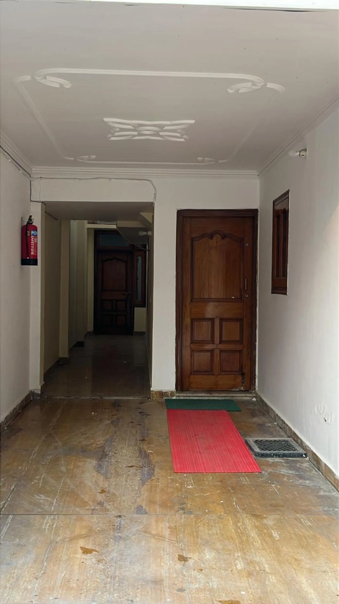 Facade/entrance in Om Kashi Villa