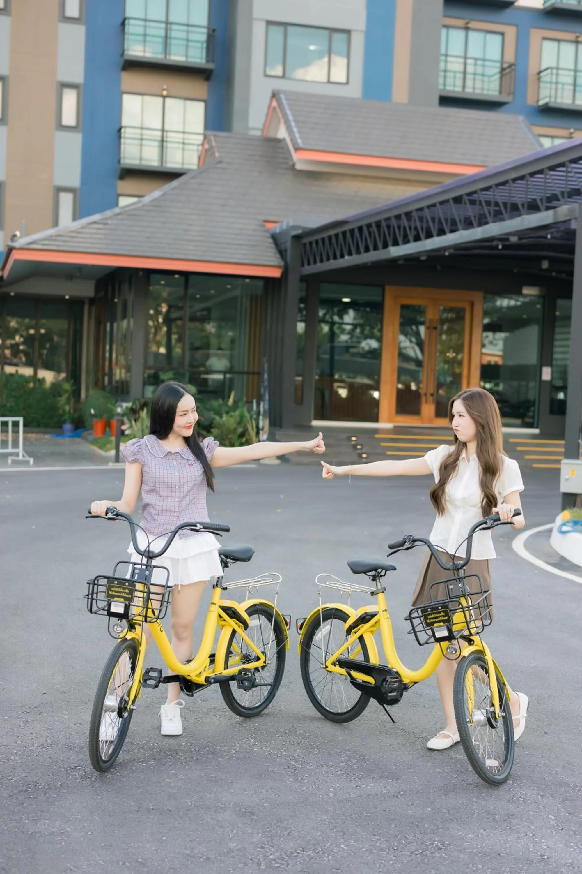 Day in The Horizon Groove Hotel