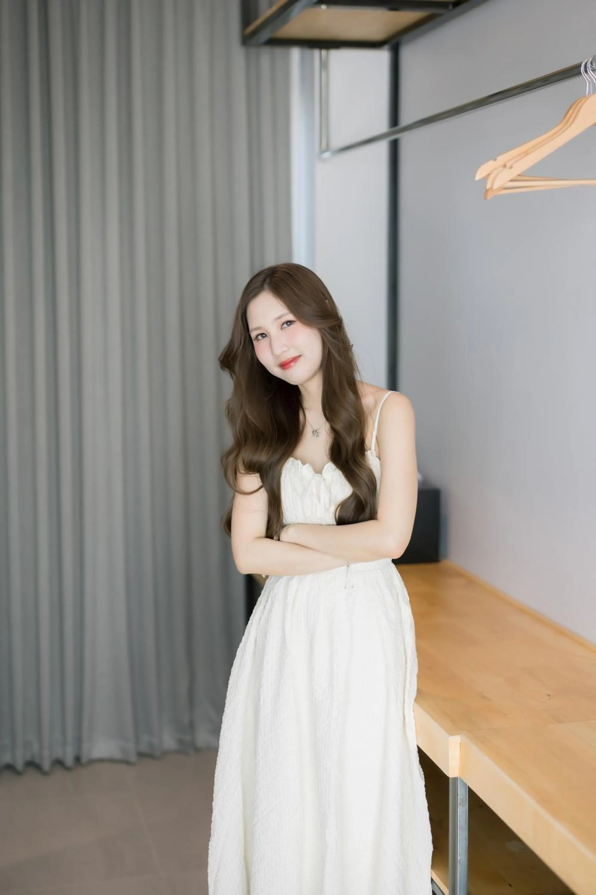 People in The Horizon Groove Hotel