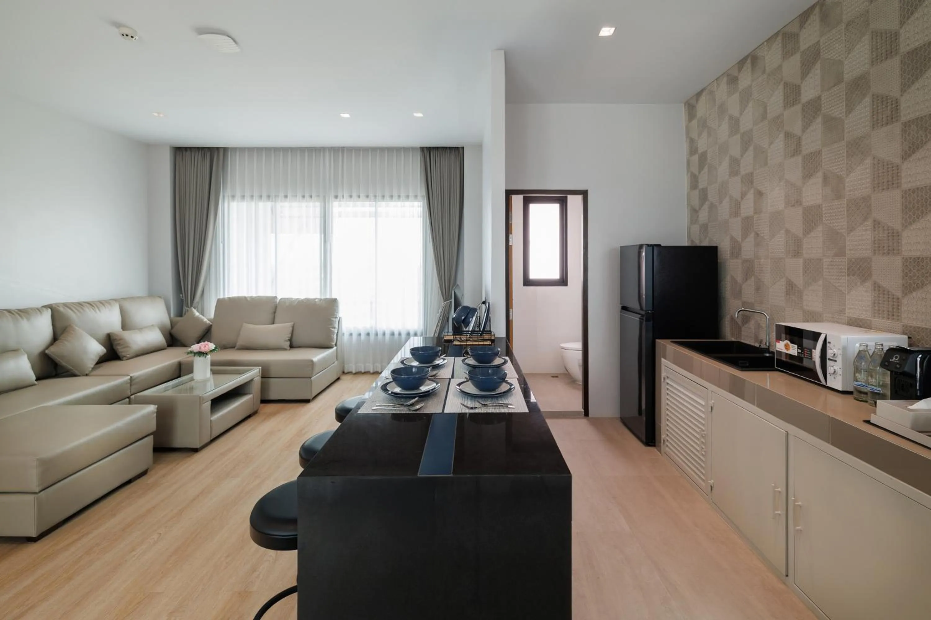 TV and multimedia in The Horizon Groove Hotel