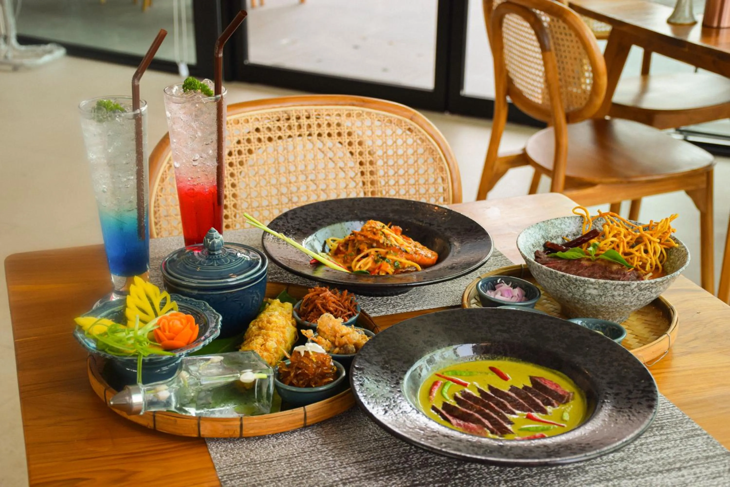 Food and drinks in The Horizon Groove Hotel