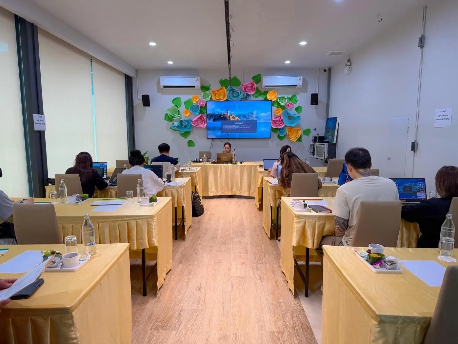 People in The Horizon Groove Hotel