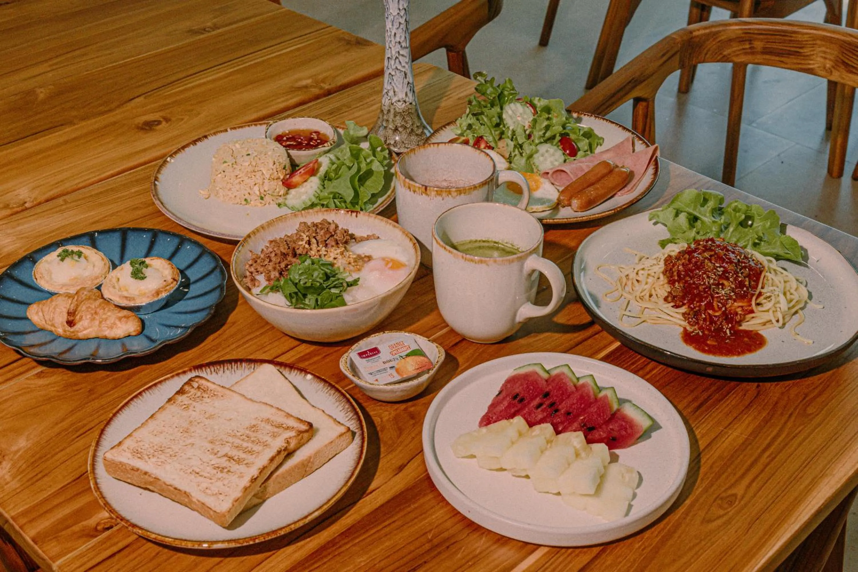 Food and drinks in The Horizon Groove Hotel