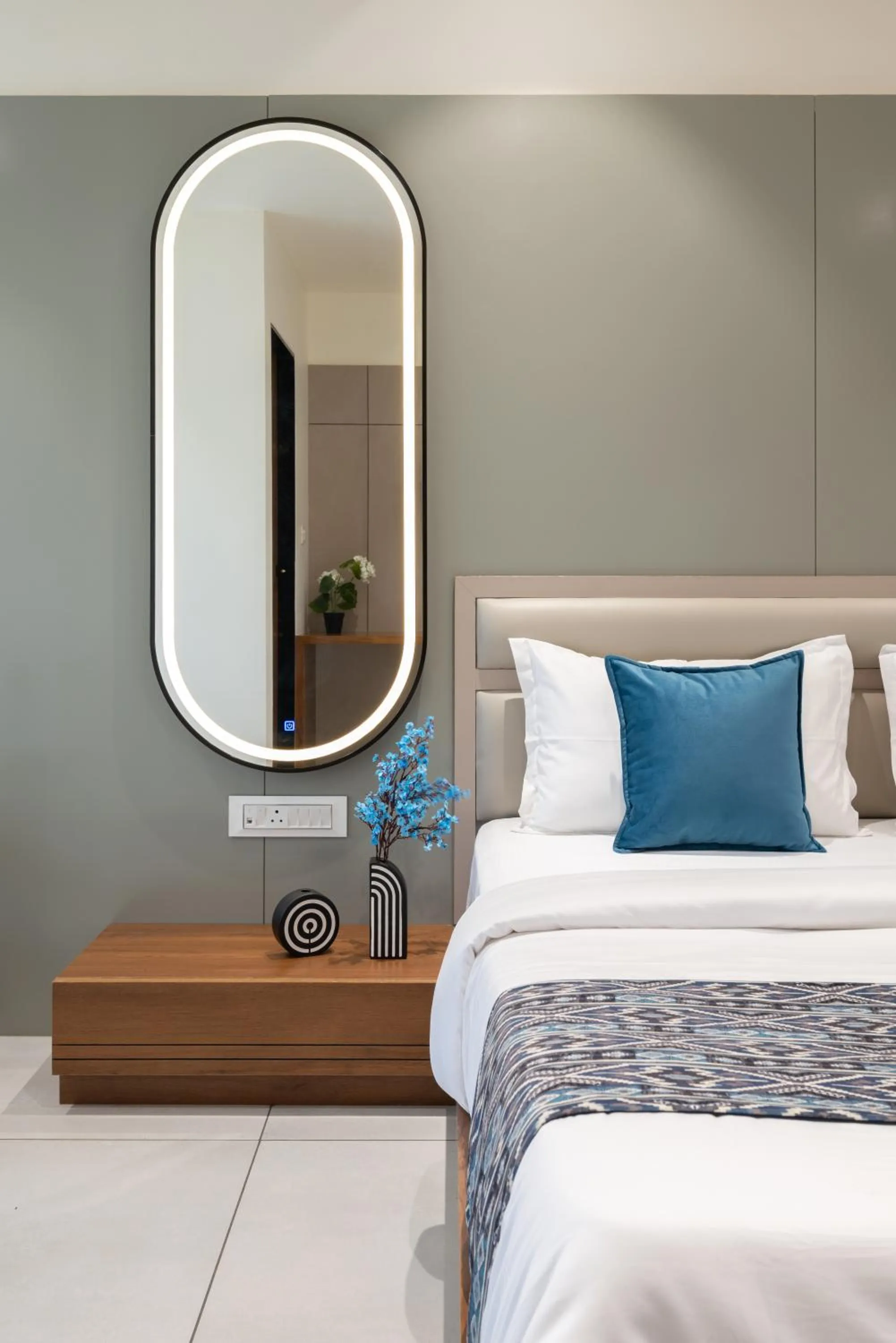 Bedroom, Bed in The Zuree Hotel