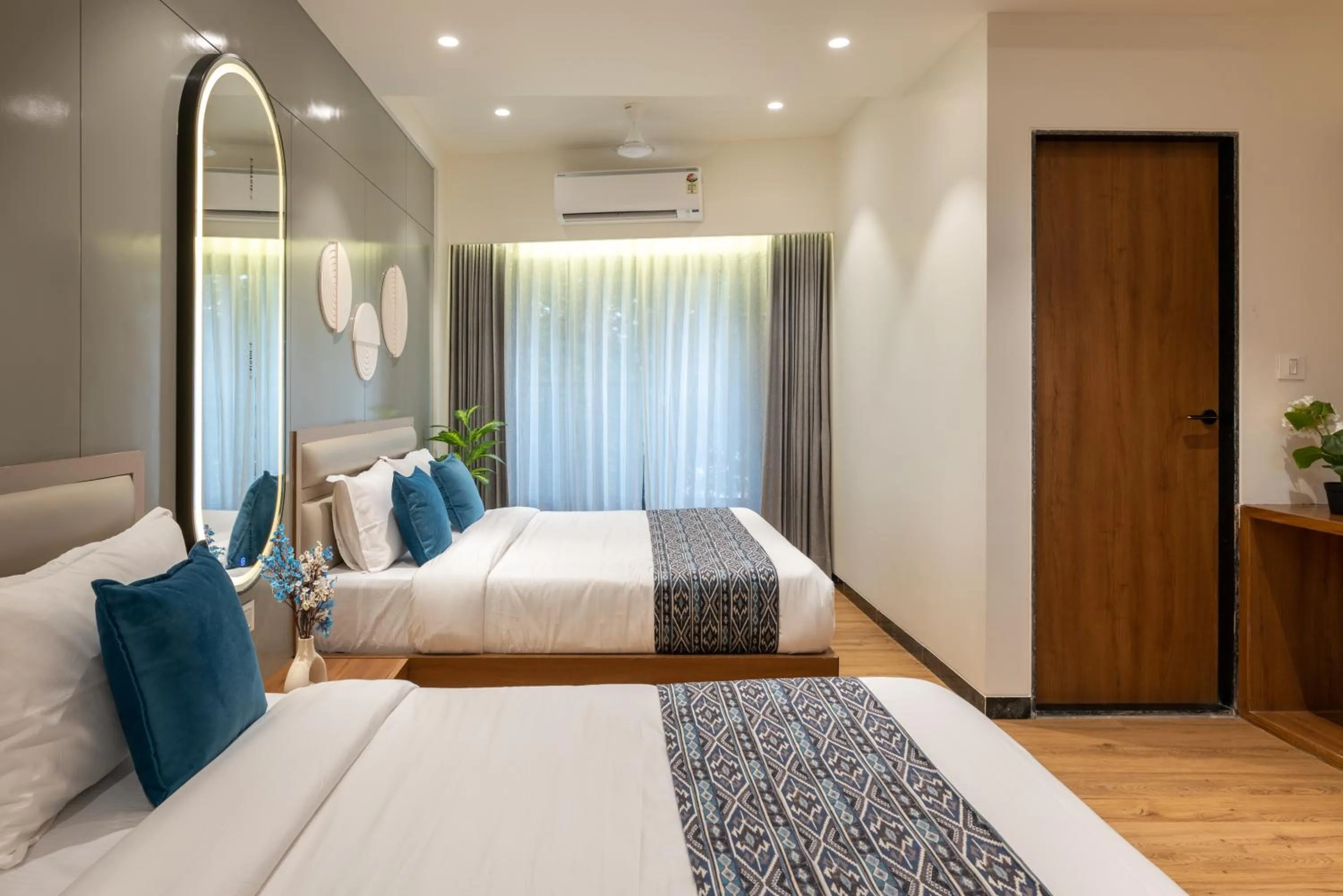 Bedroom, Bed in The Zuree Hotel