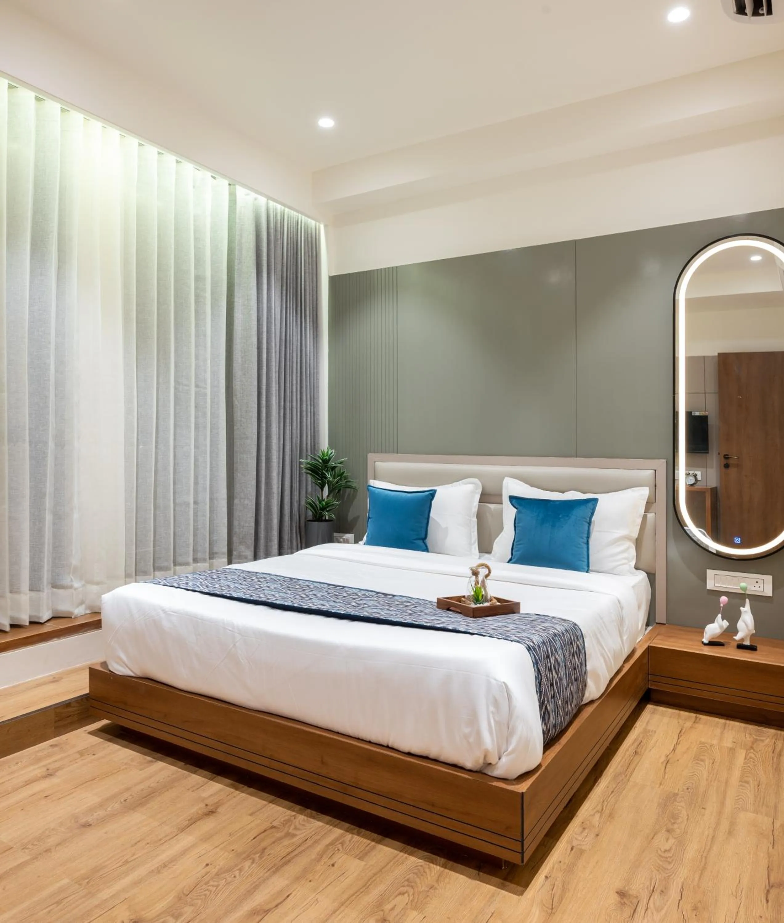 Bedroom, Bed in The Zuree Hotel