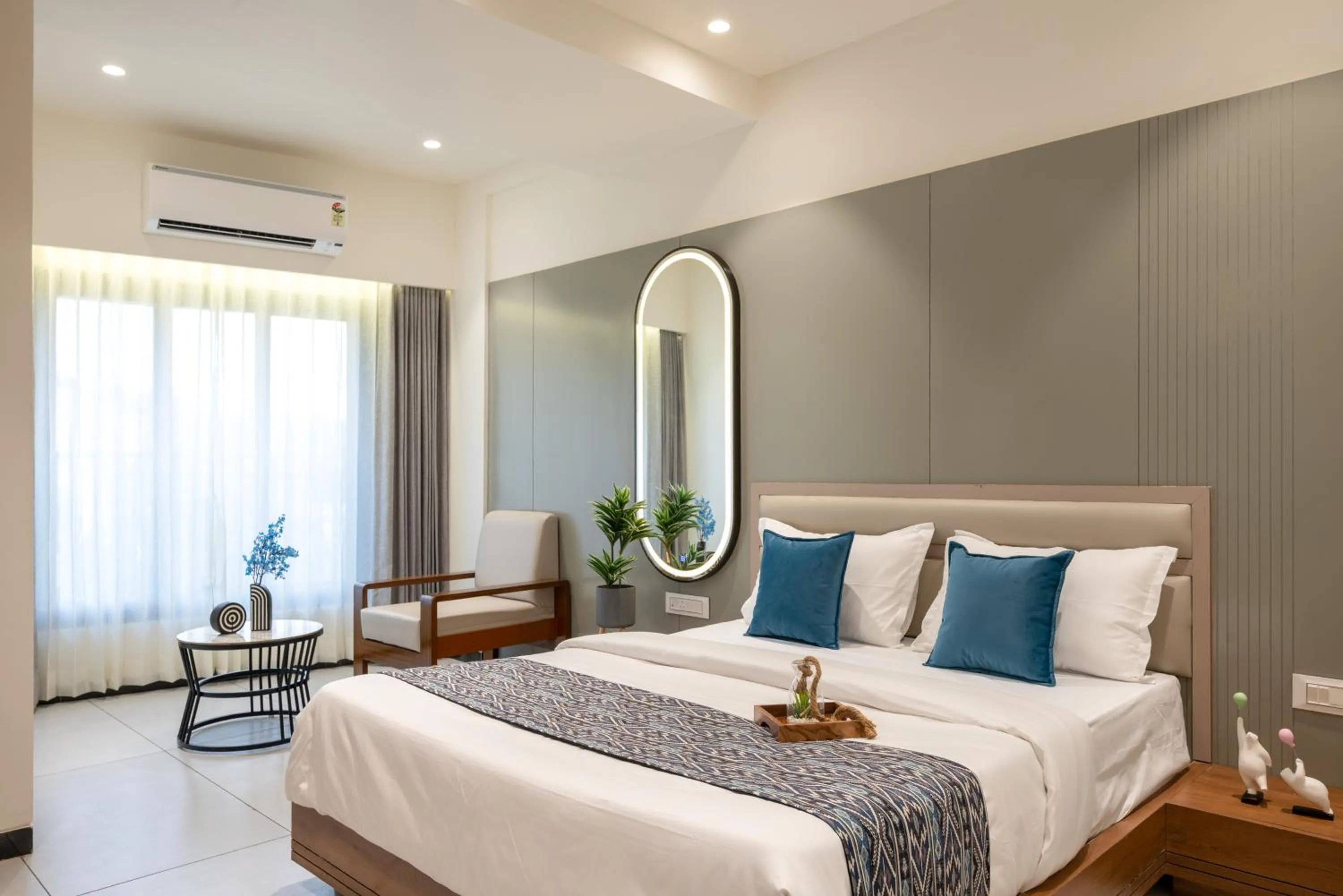 Bedroom, Bed in The Zuree Hotel