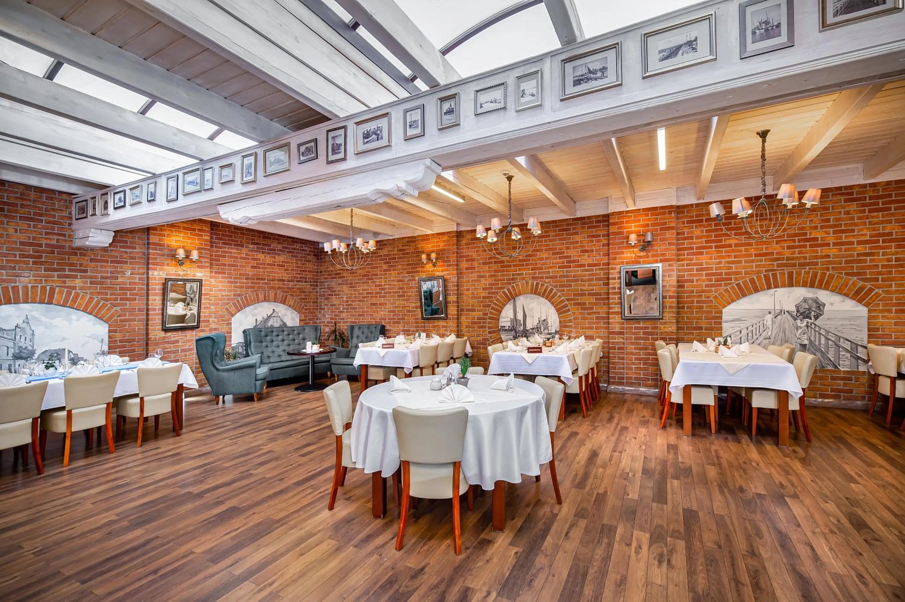 Restaurant/places to eat in Hotel Rigga