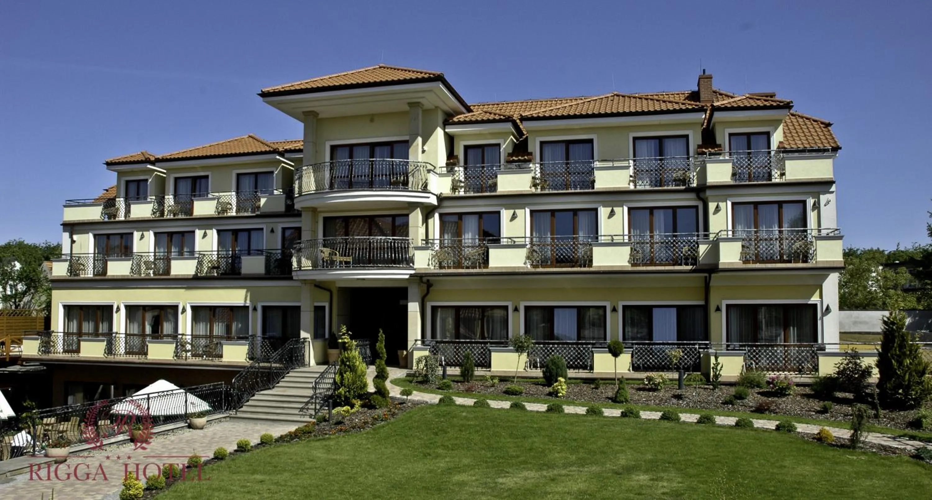 Facade/entrance in Hotel Rigga