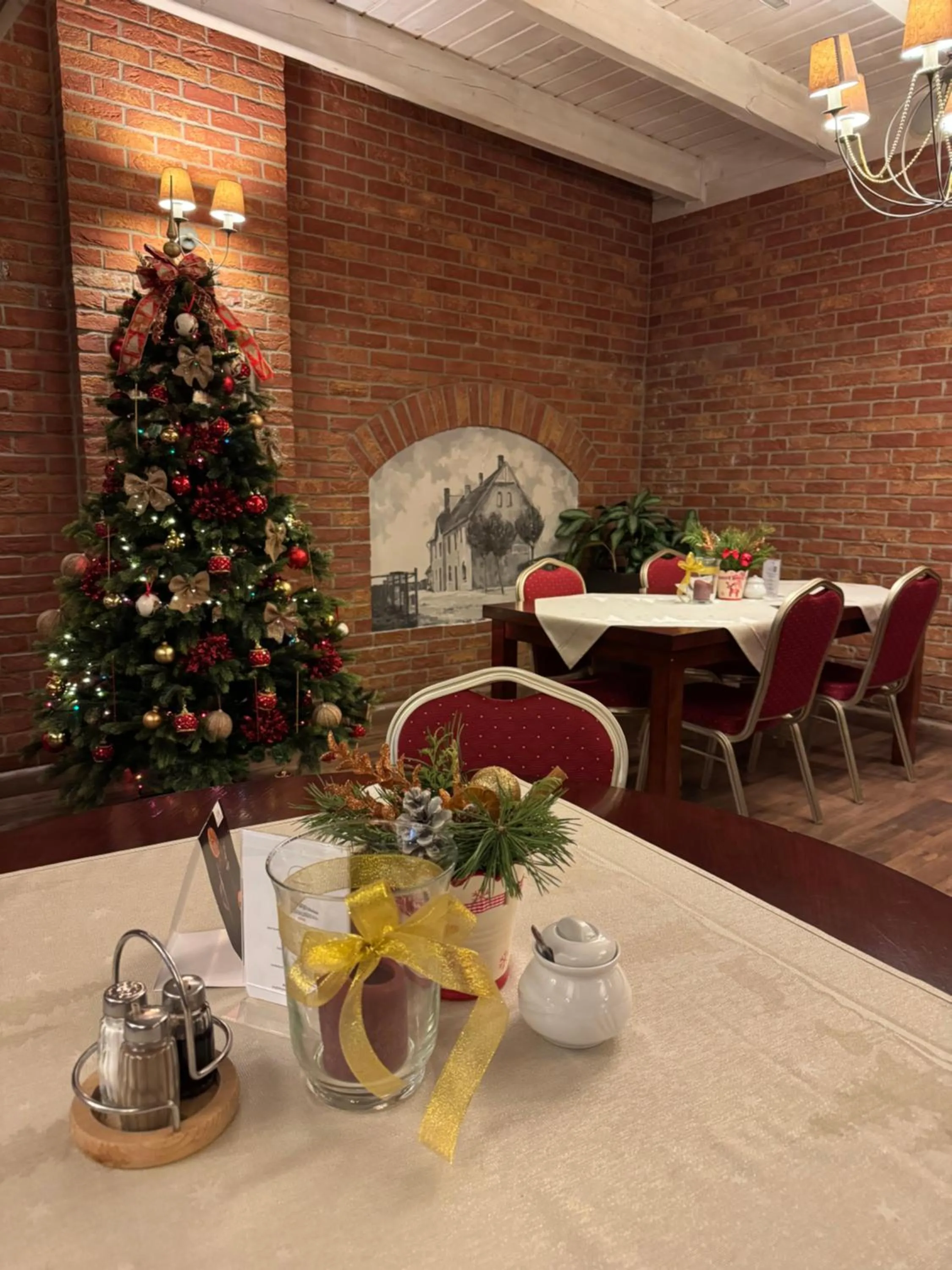 Restaurant/places to eat in Hotel Rigga