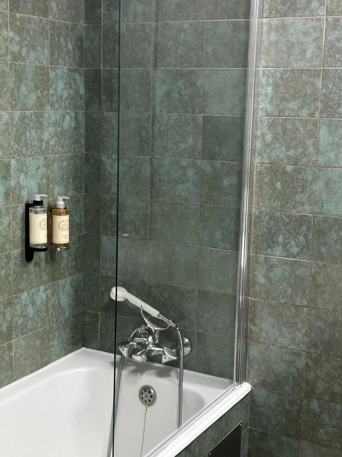Shower in Hotel Fortaleza de Almeida by ASITE Hotels