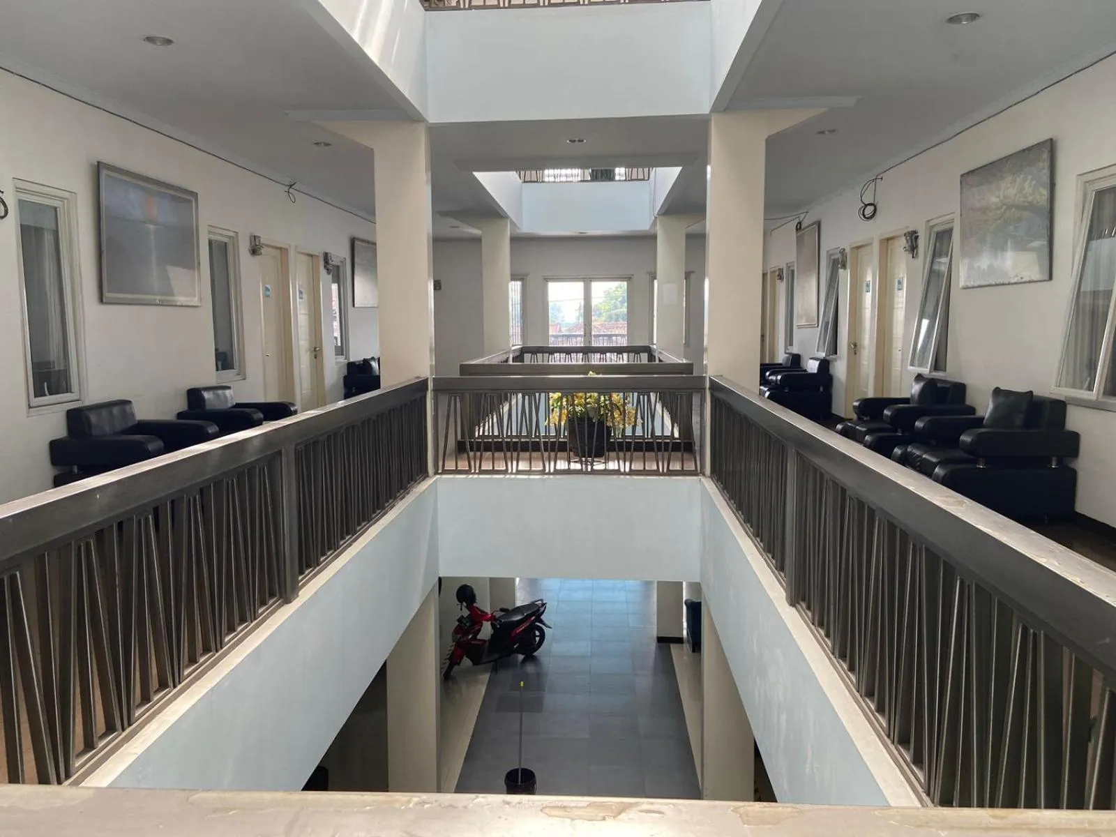 Area and facilities in Si Jalak Guest House By ARBA