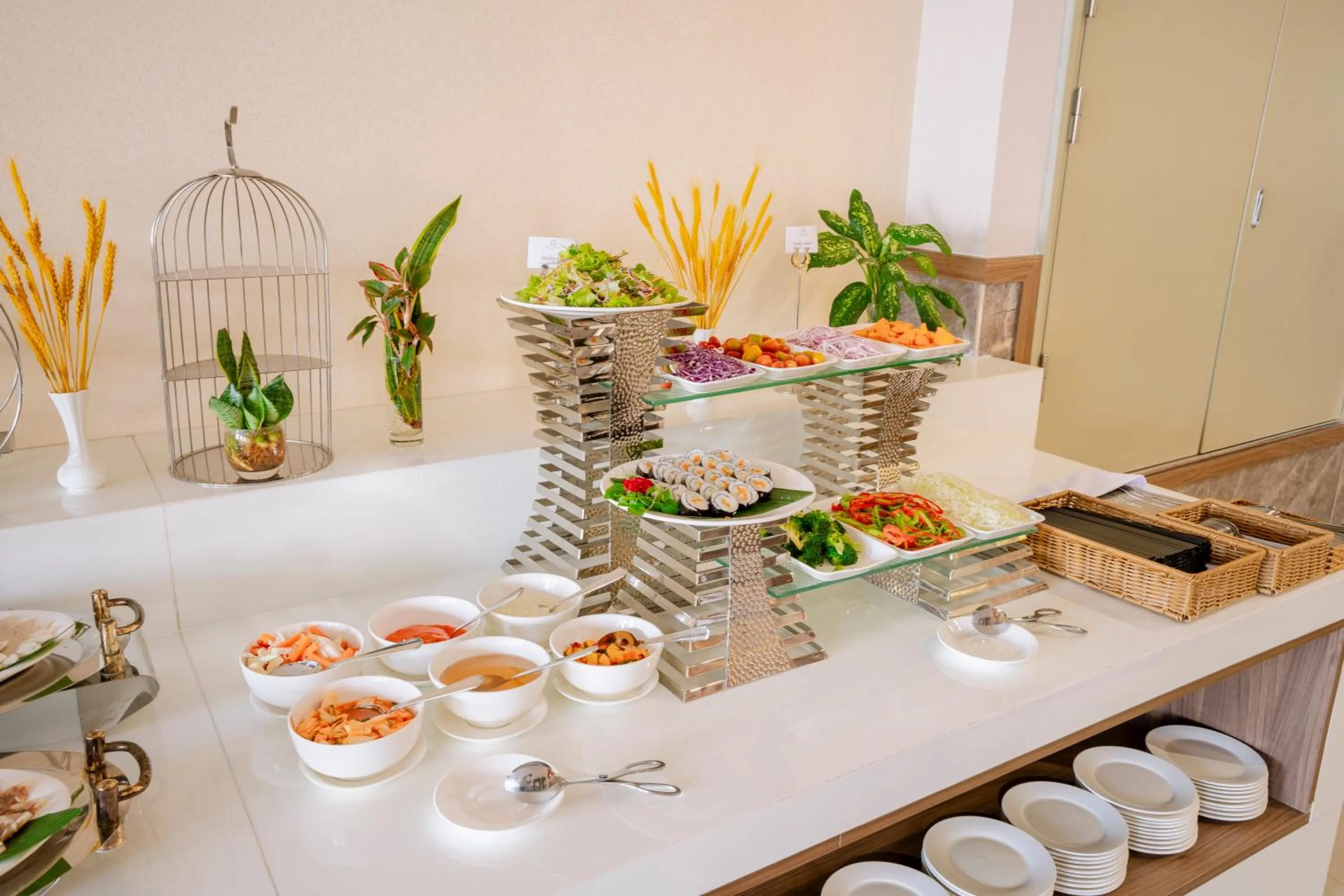 Restaurant/places to eat in Astica Hotel Nha trang