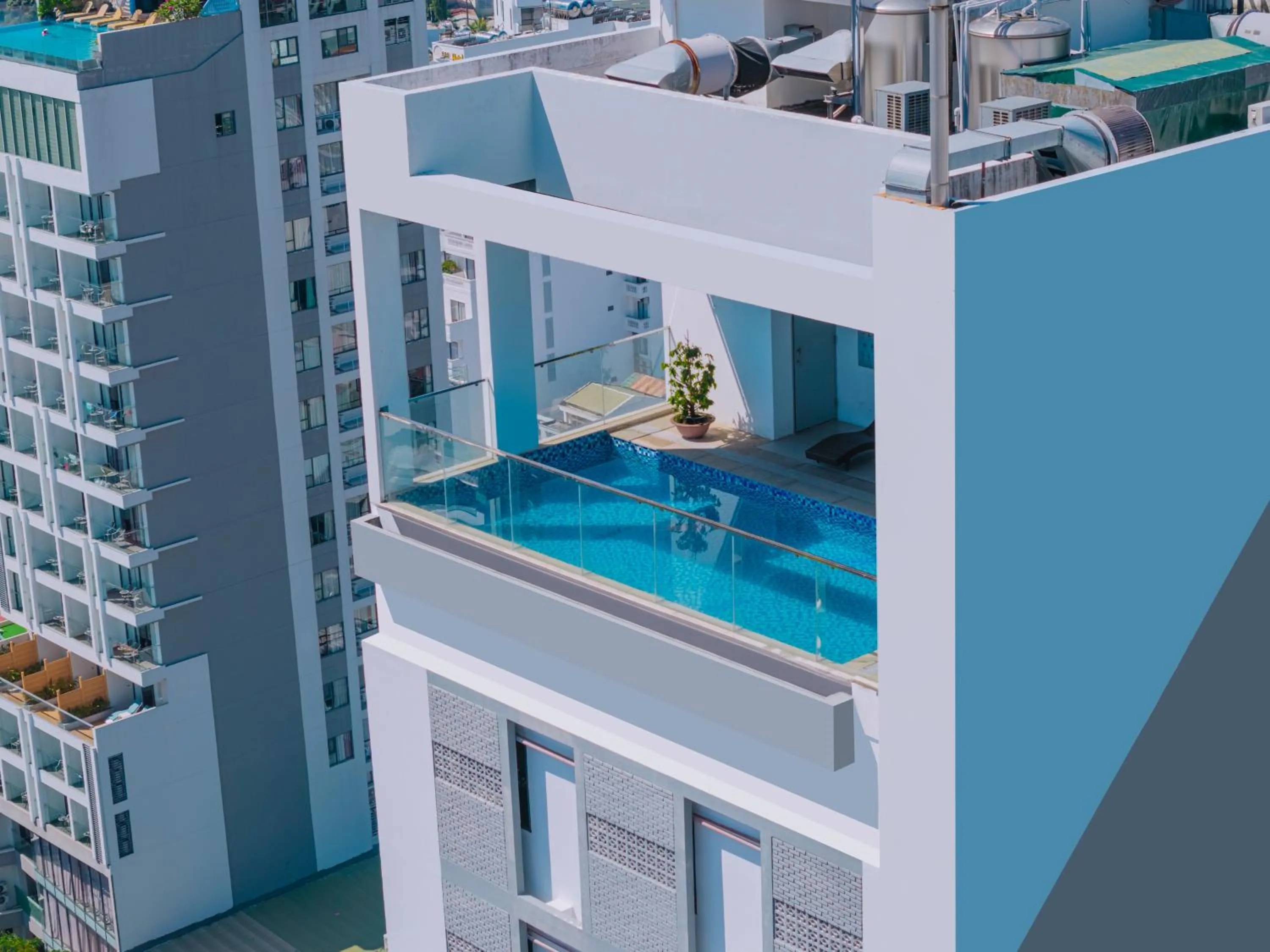 Swimming pool in Astica Hotel Nha trang