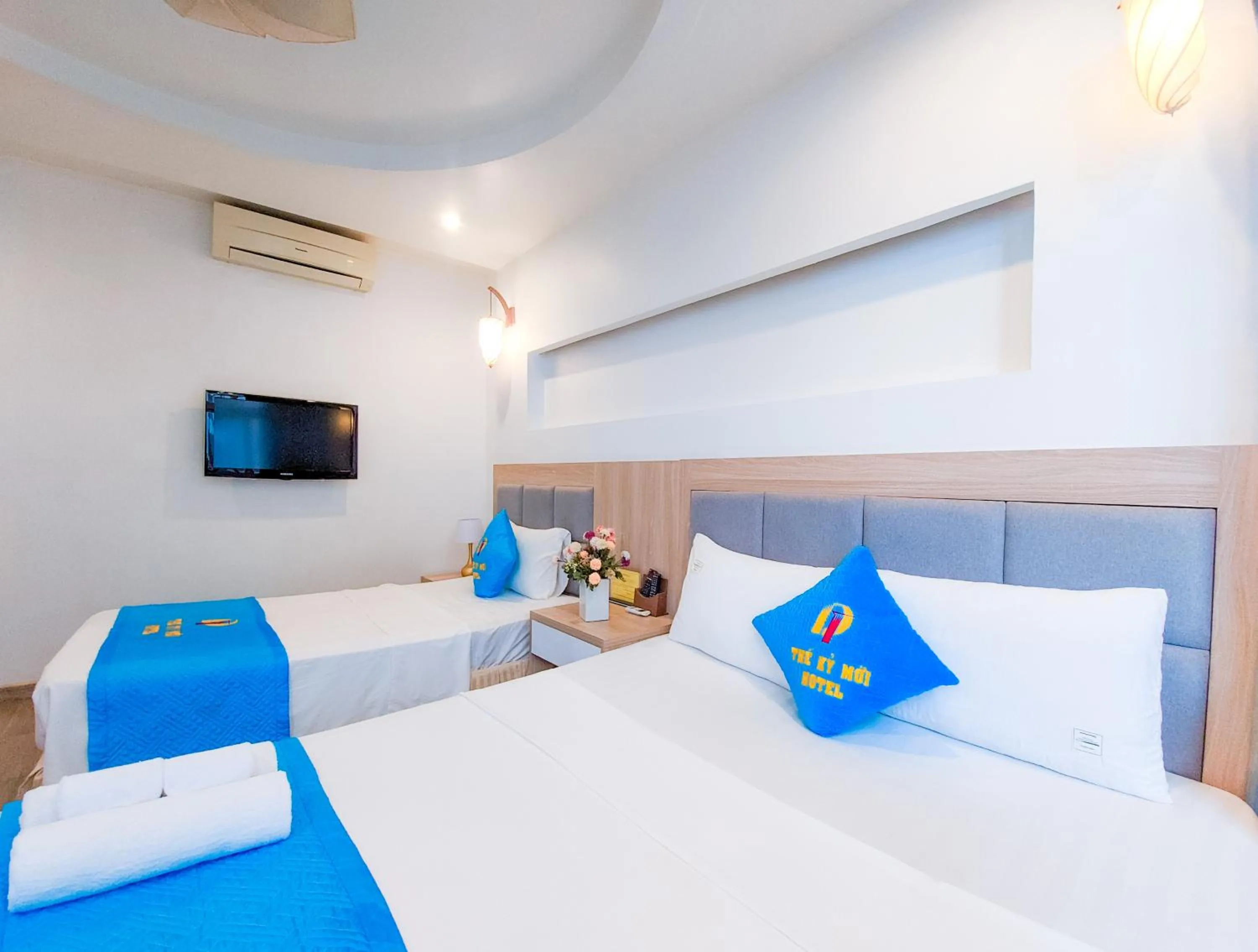 Bed in Khách sạn Thế Kỷ Mới