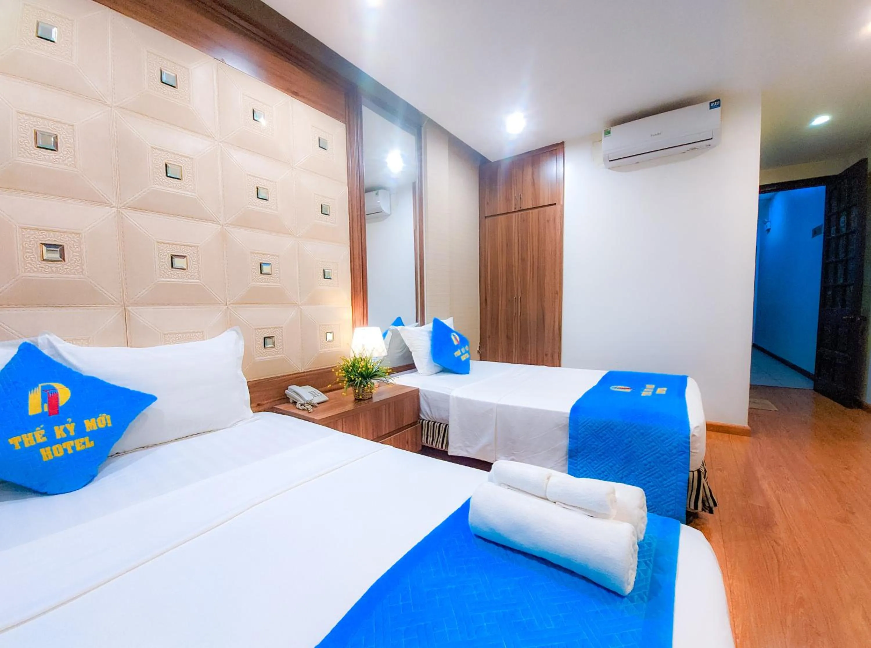 Bed in Khách sạn Thế Kỷ Mới