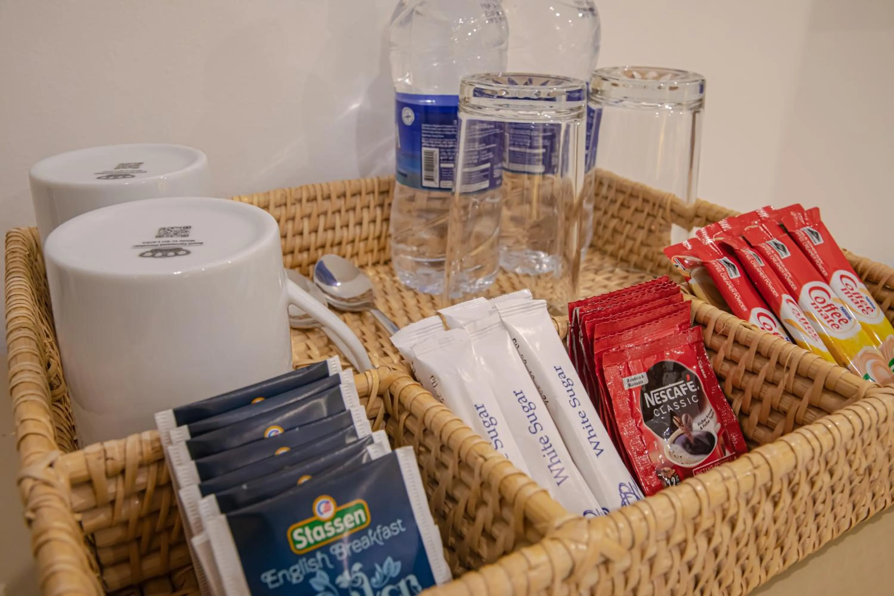 Coffee/tea facilities in Ravo Hotel