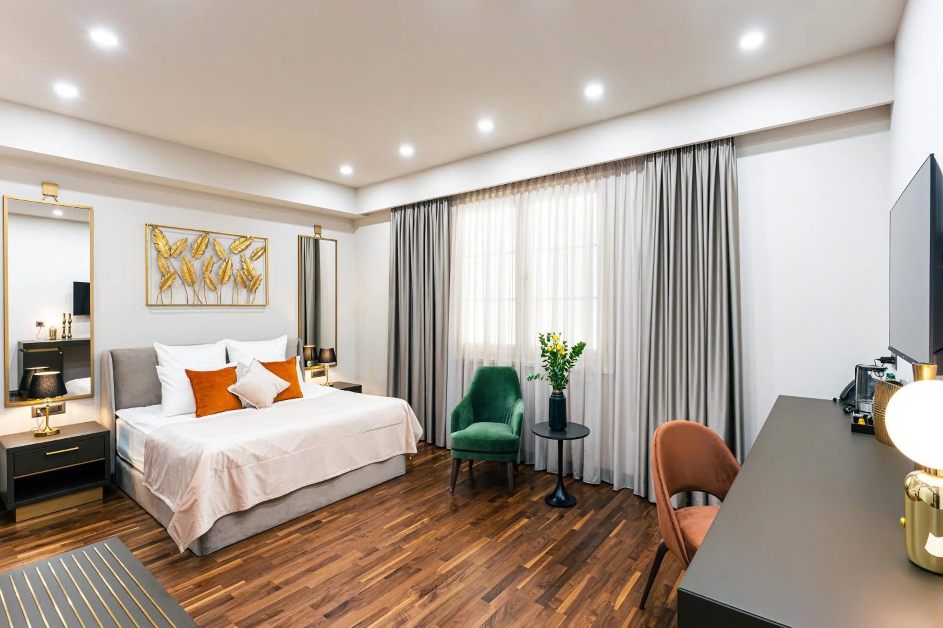 View (from property/room), Bed in HOTEL METROPOL Club House