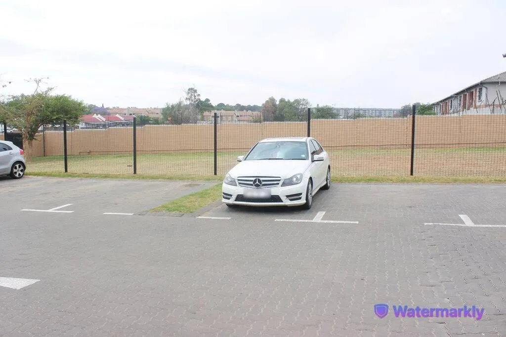 cozy 3 bed Duplex ,sleeps 6 with double bathroom