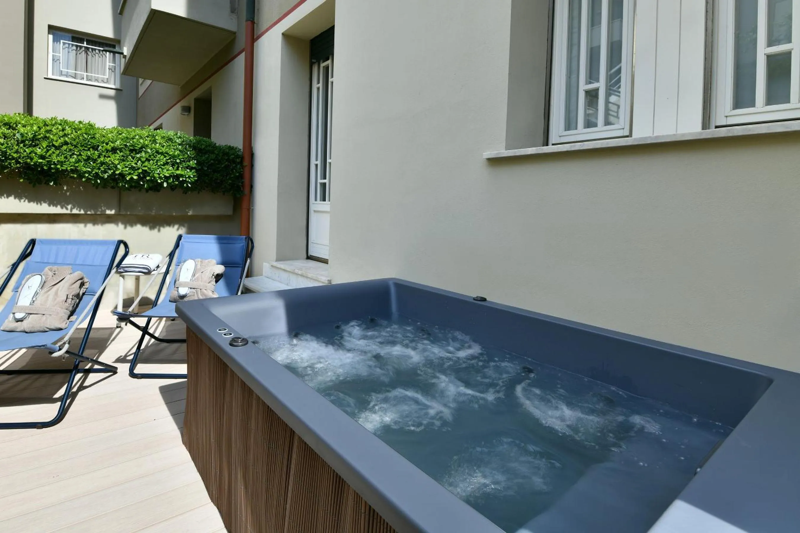 Hot Tub in Hotel Residence Esplanade